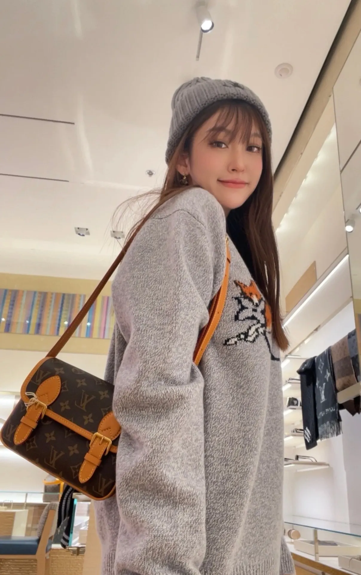 Fox Intarsia Crew-Neck Knit Sweater D16520240 — view 3