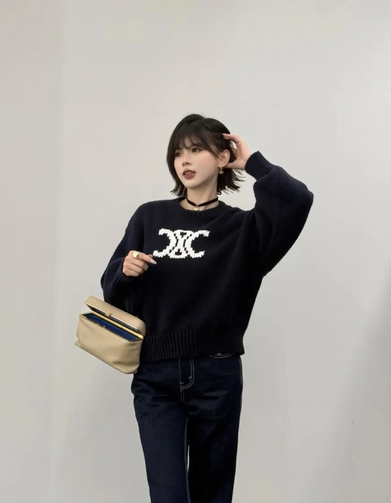 Triomphe Logo Cropped Knit Sweater D17020236 — view 5