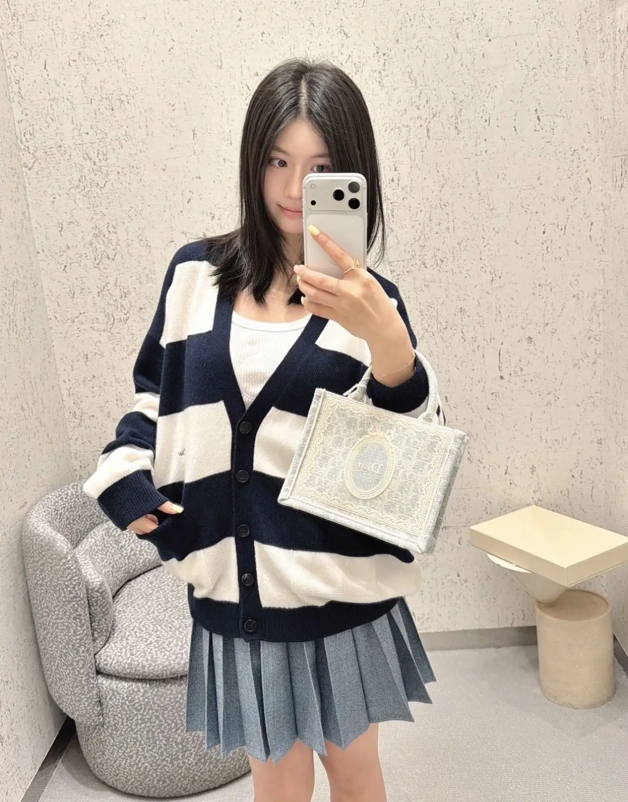 Striped V-Neck Knit Cardigan D18020234