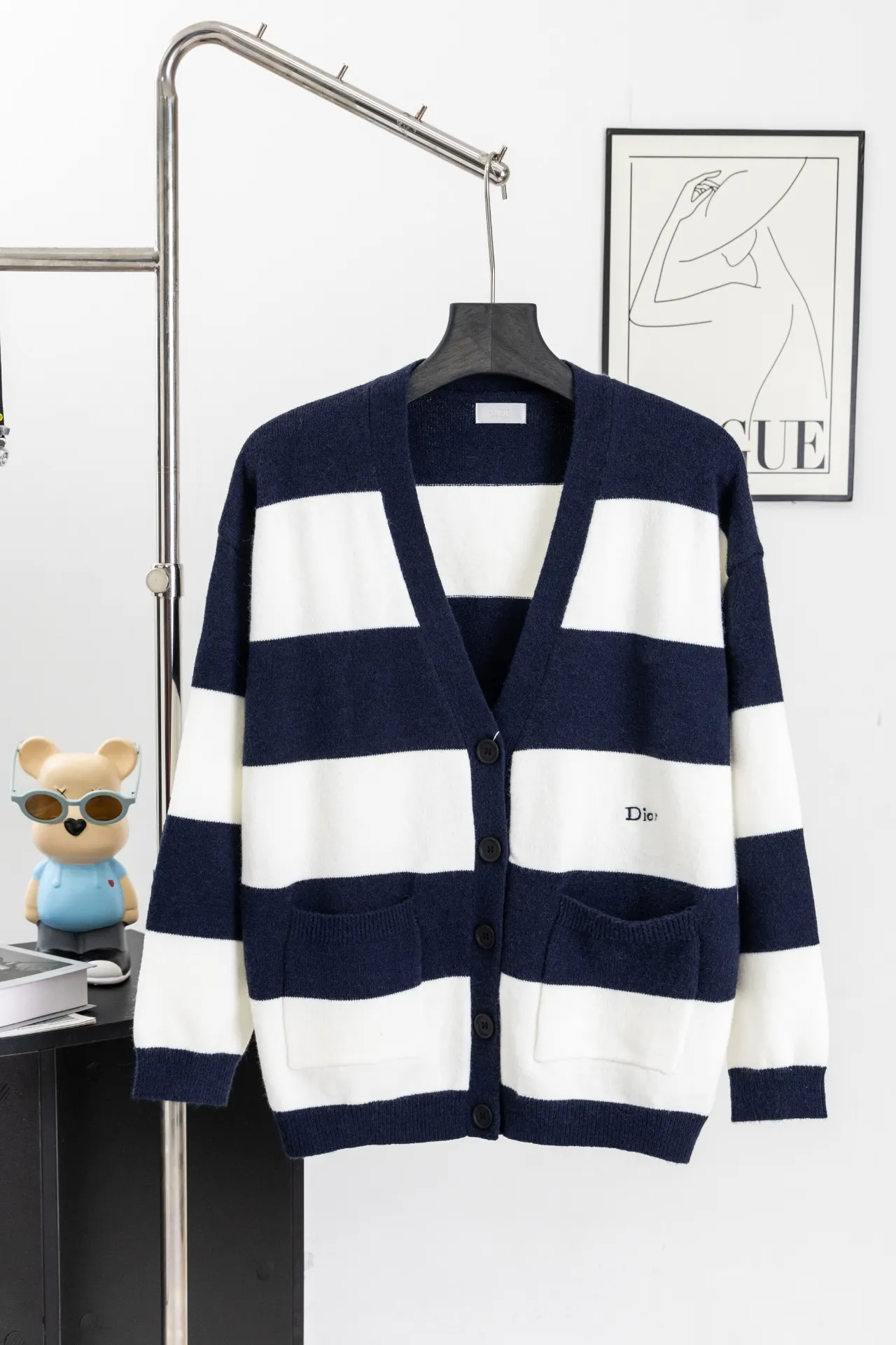 Striped V-Neck Knit Cardigan D18020235