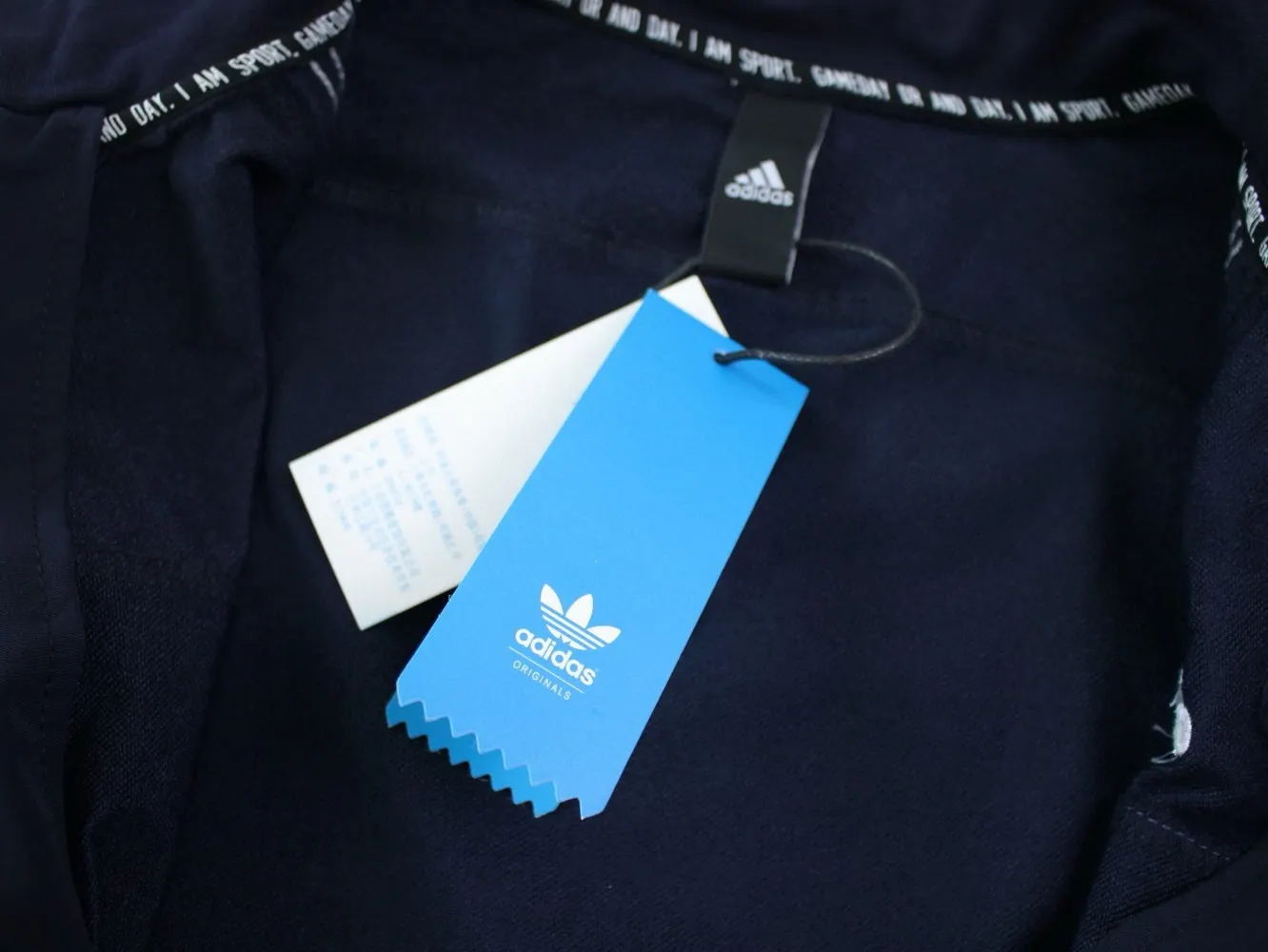 Three-Stripe Track Jacket D18521687 — view 10