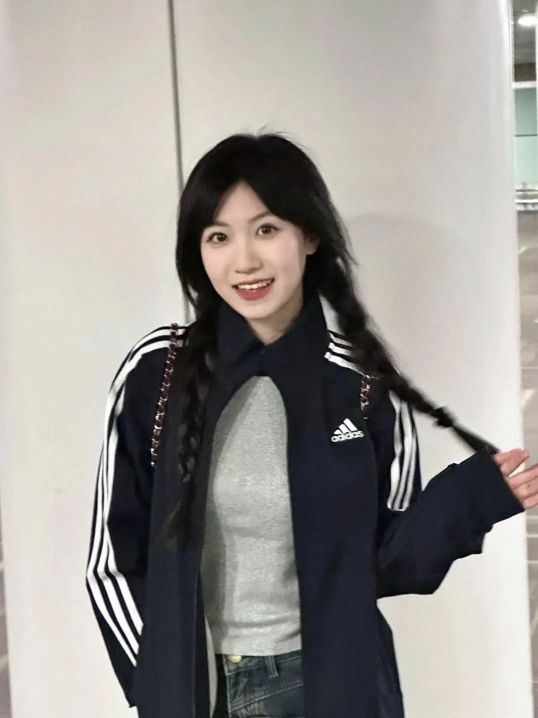 Classic Three-Stripe Track Jacket D18521685 — view 7