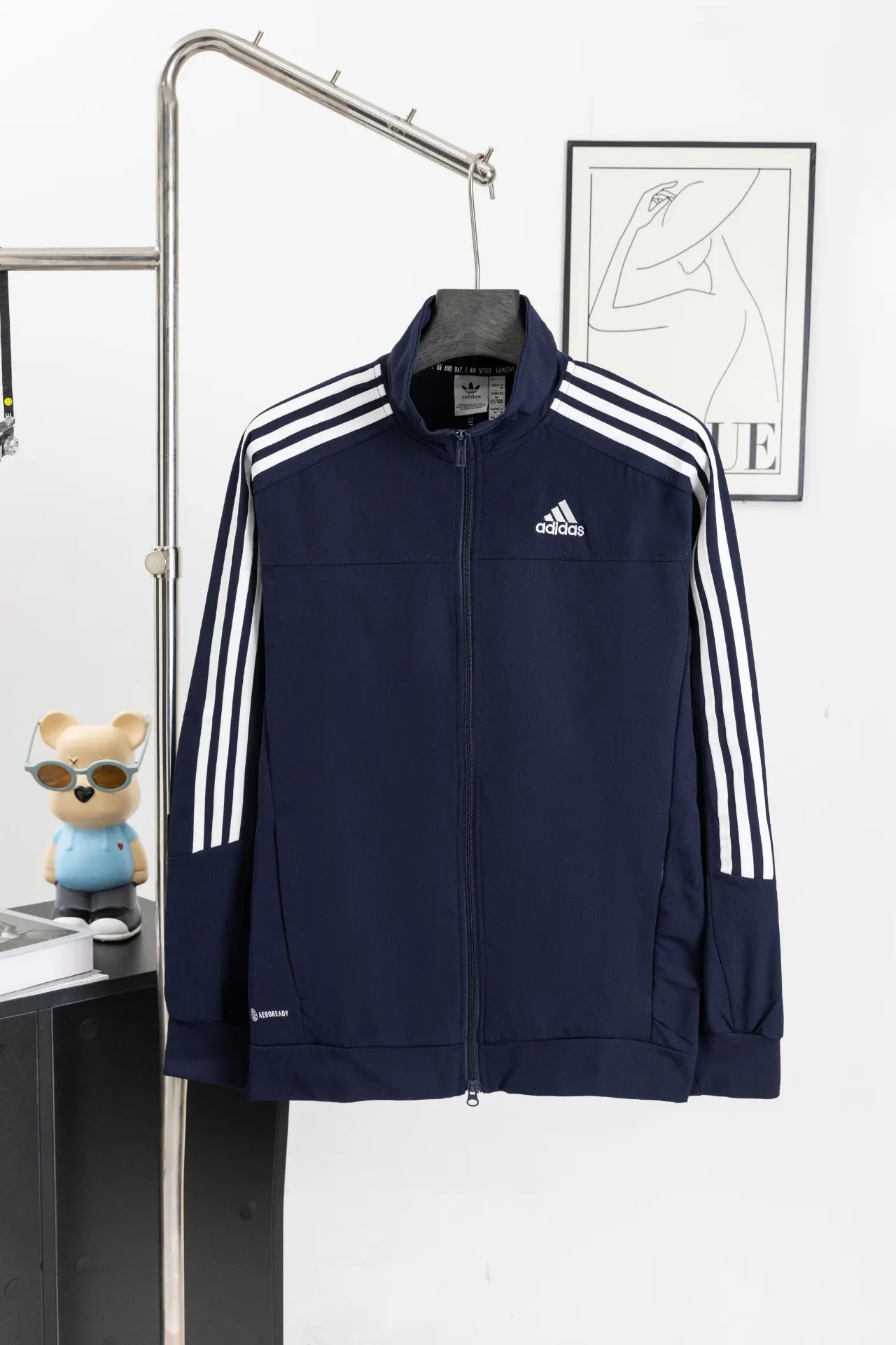 Three-Stripe Track Jacket D18521686