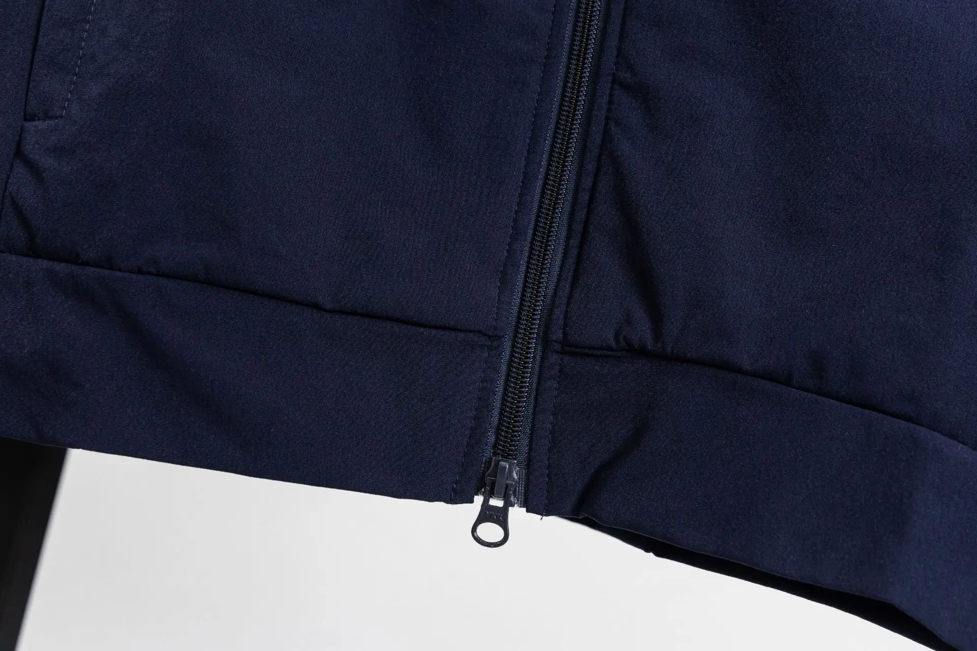 Three-Stripe Track Jacket D18521686 — view 5