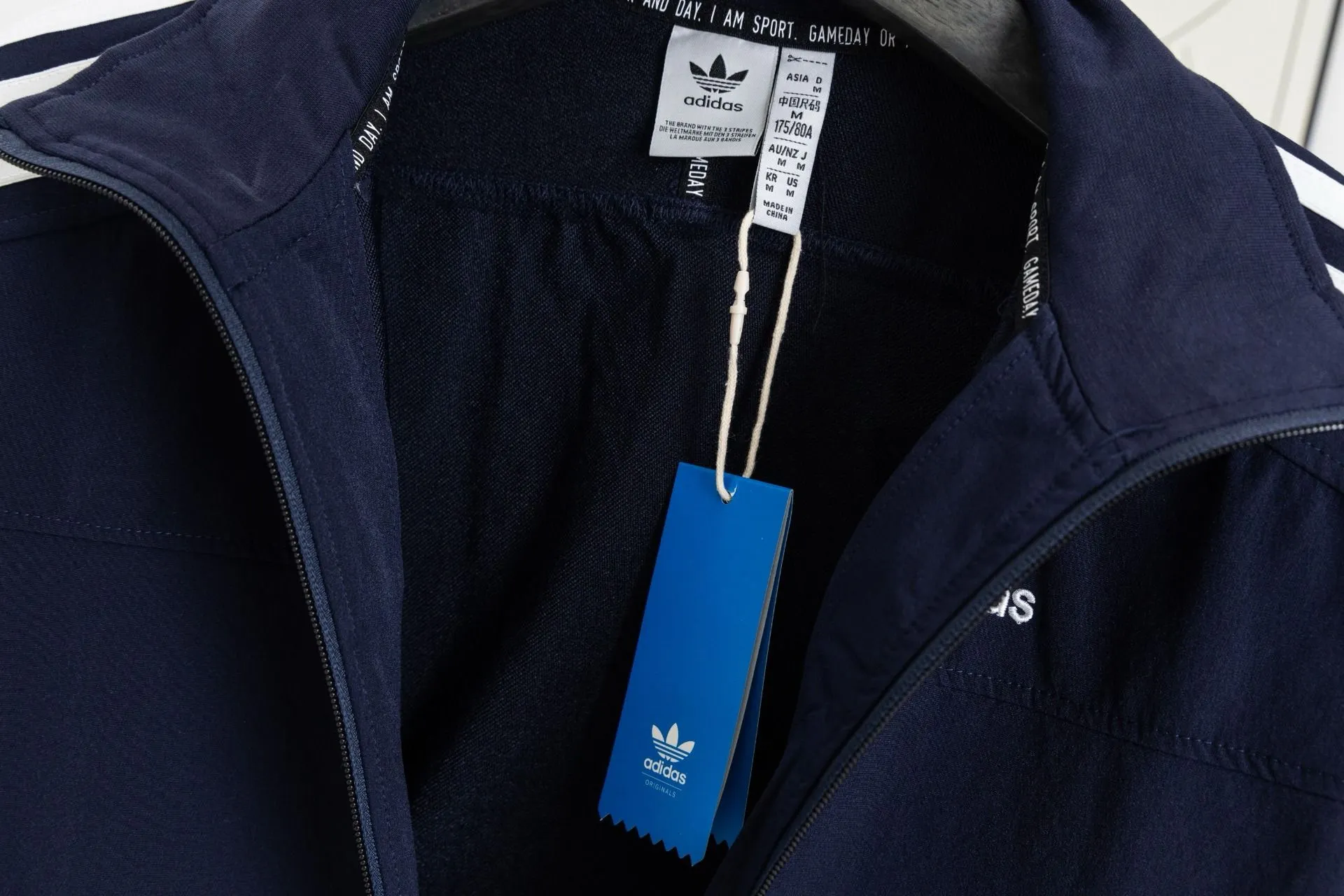 Three-Stripe Track Jacket D18521686 — view 10