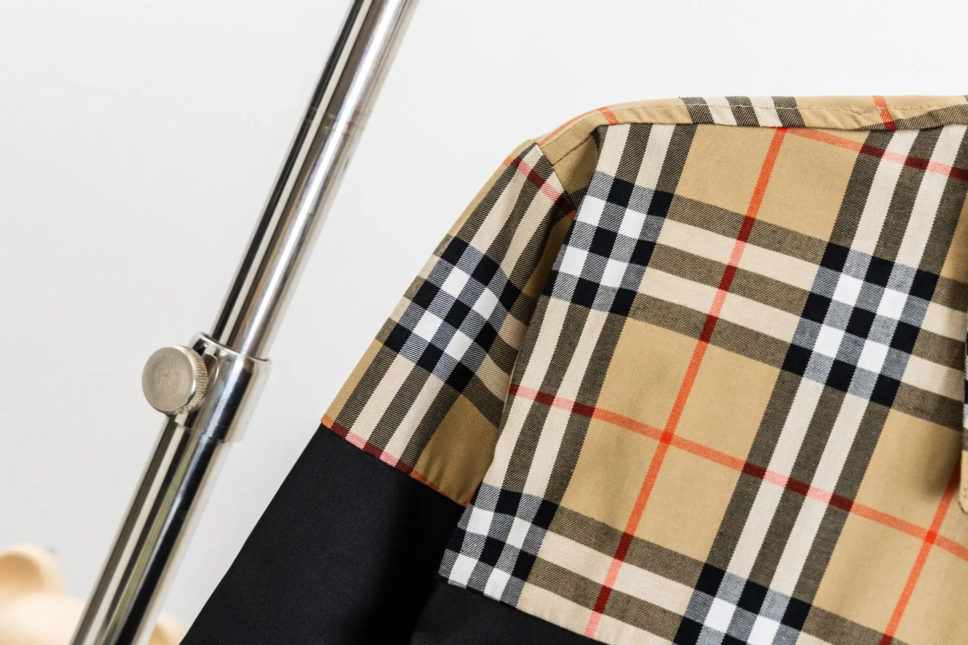 Panelled Check Zip-Up Shirt Jacket D19021718 — view 4