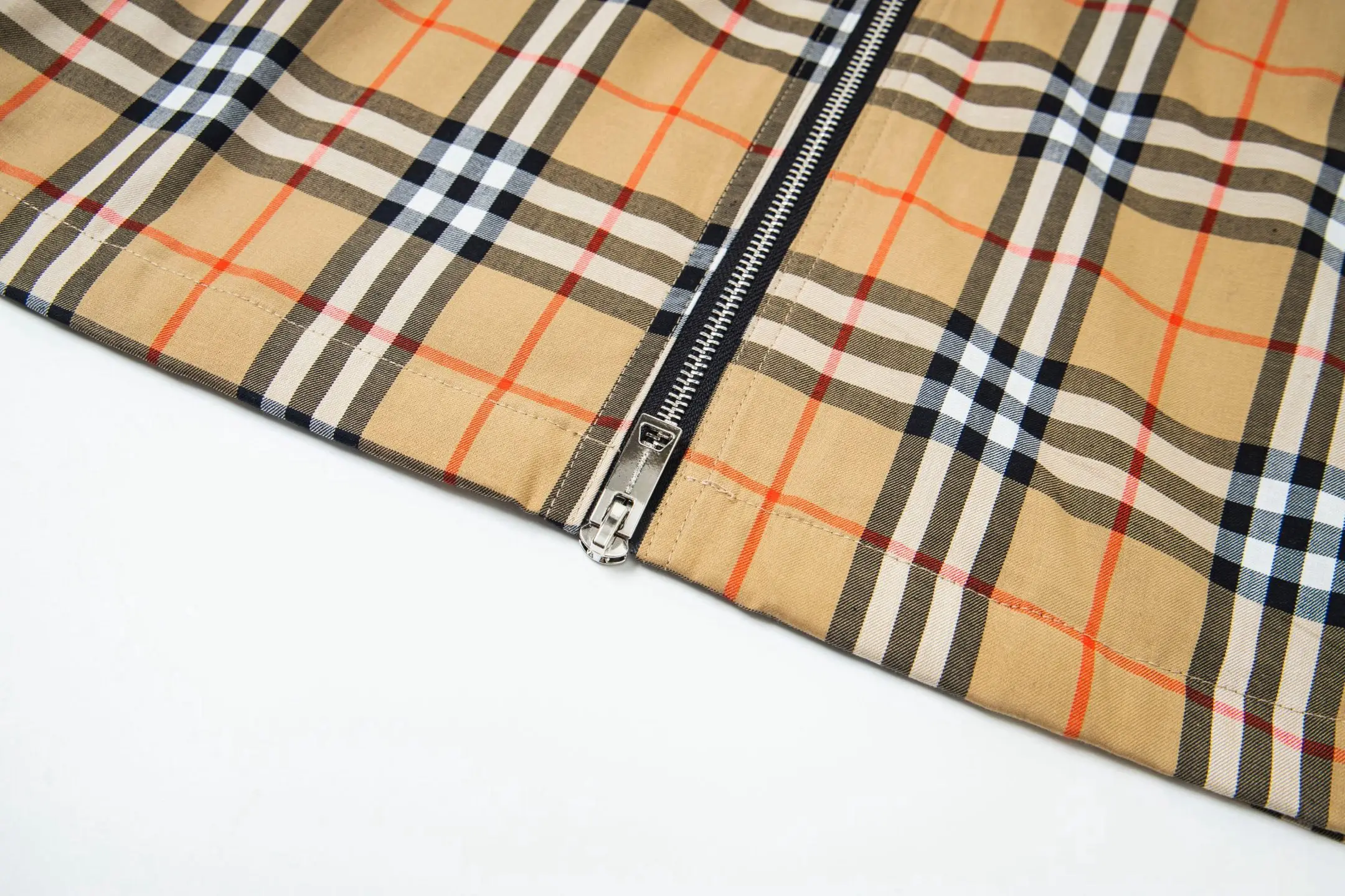Check and Panel Zip-Up Overshirt D19021719 — view 9