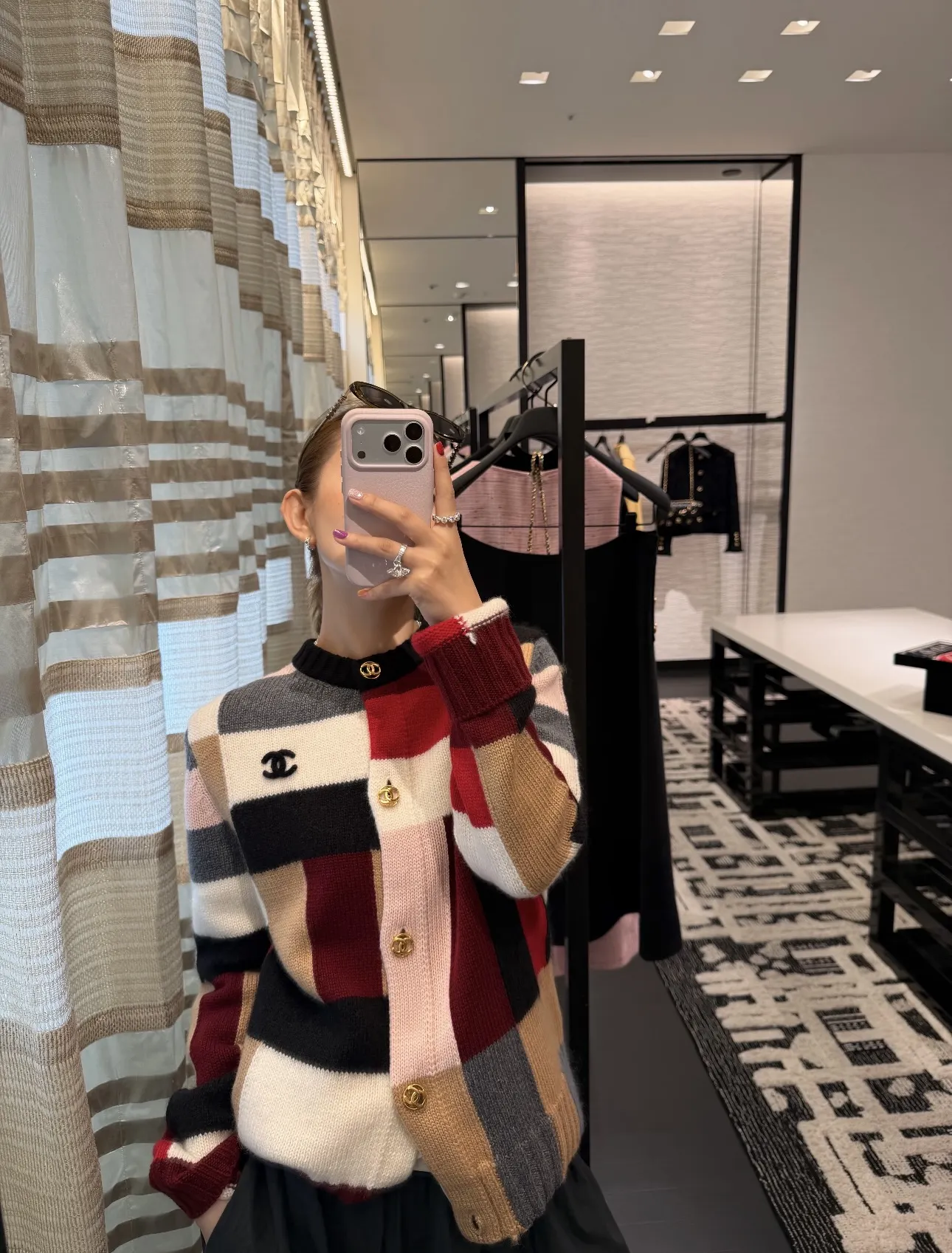 Color-Block Patchwork Knit Cardigan D19520242