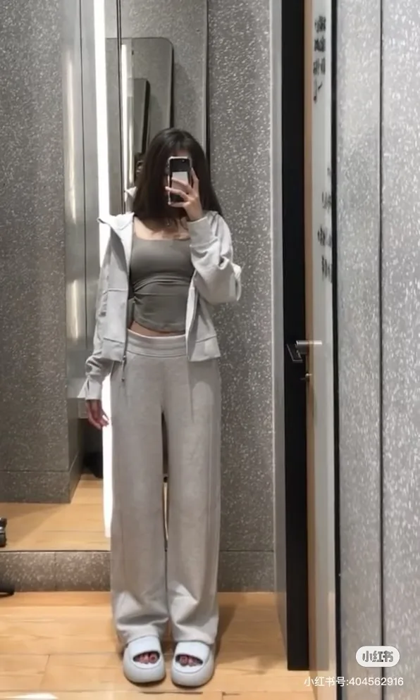 Waffle-Knit Cropped Zip-Up Hoodie D20021694 — view 4