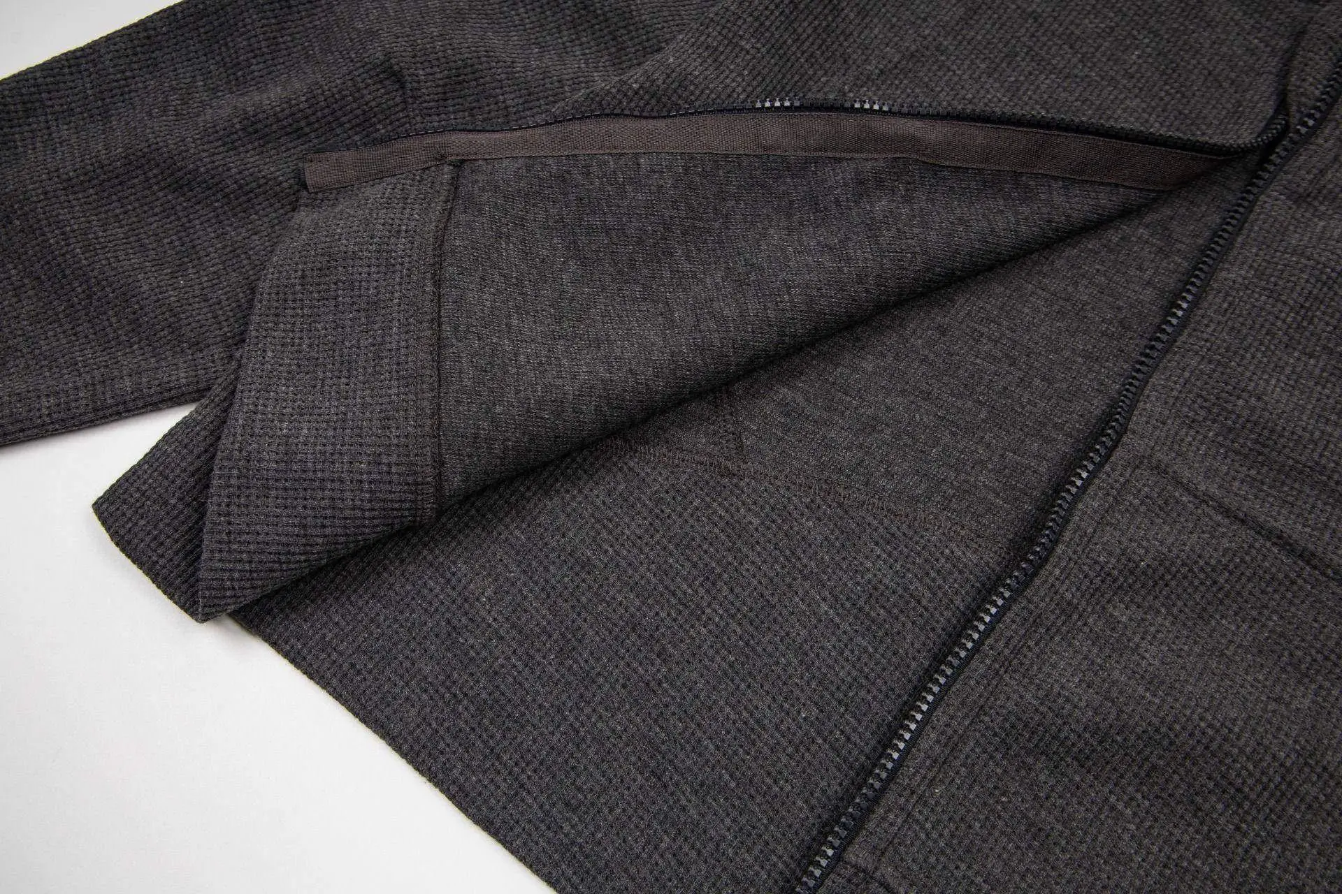 Waffle-Knit Cropped Zip-Up Hoodie D20021699 — view 11