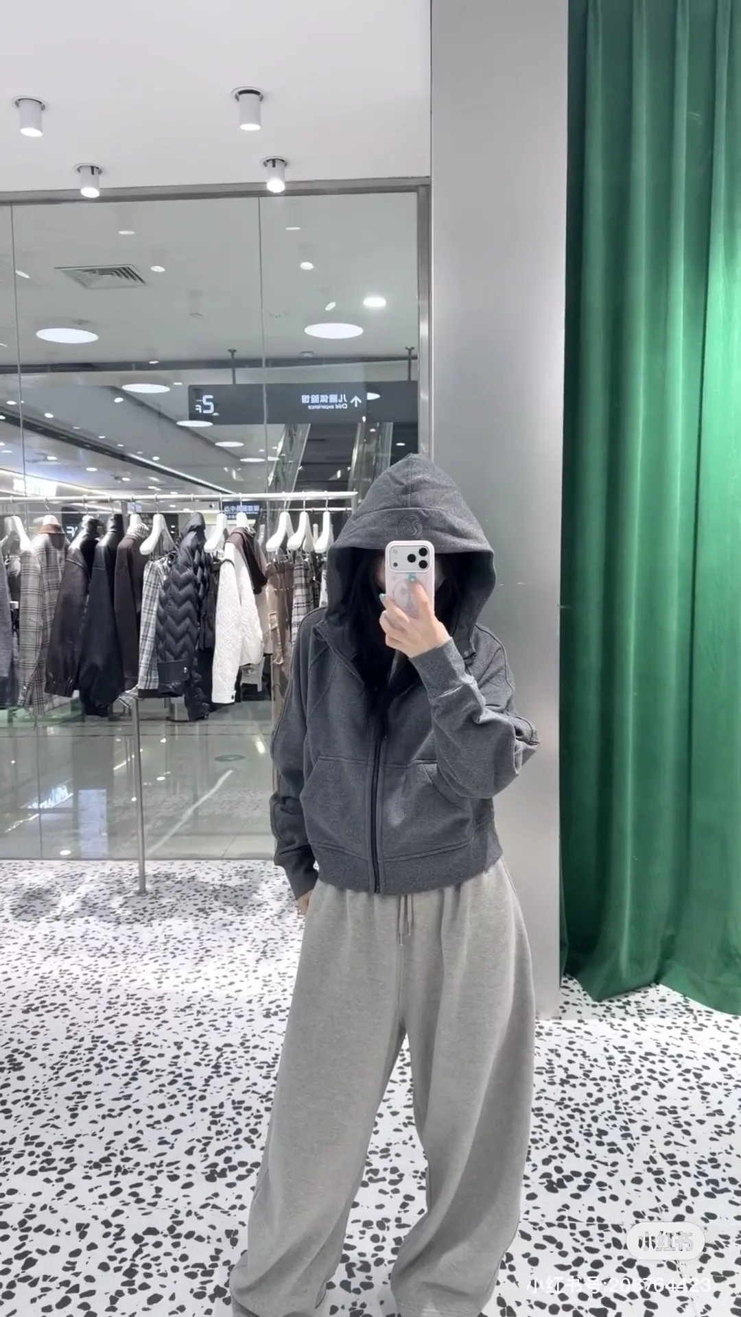 Waffle-Knit Zip-Up Hooded Jacket D20021697 — view 8