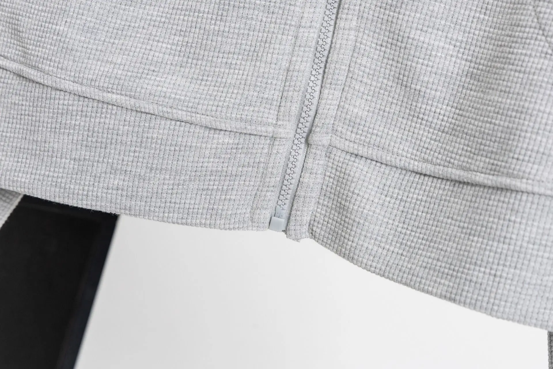 Waffle-Knit Cropped Zip-Up Hoodie D20021695 — view 7