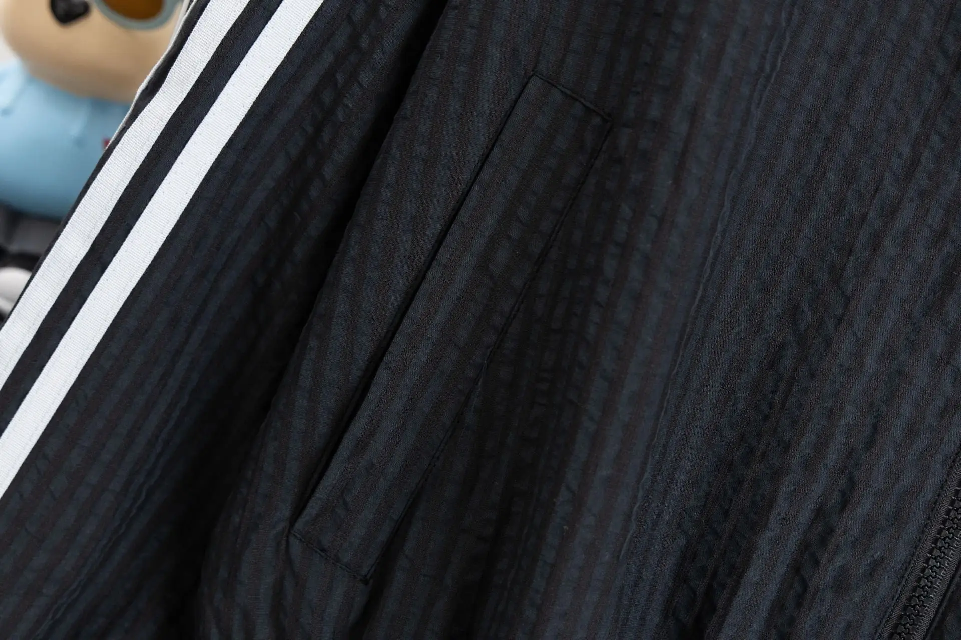 Adicolor Classics 3-Stripes Track Jacket D20021689 — view 7