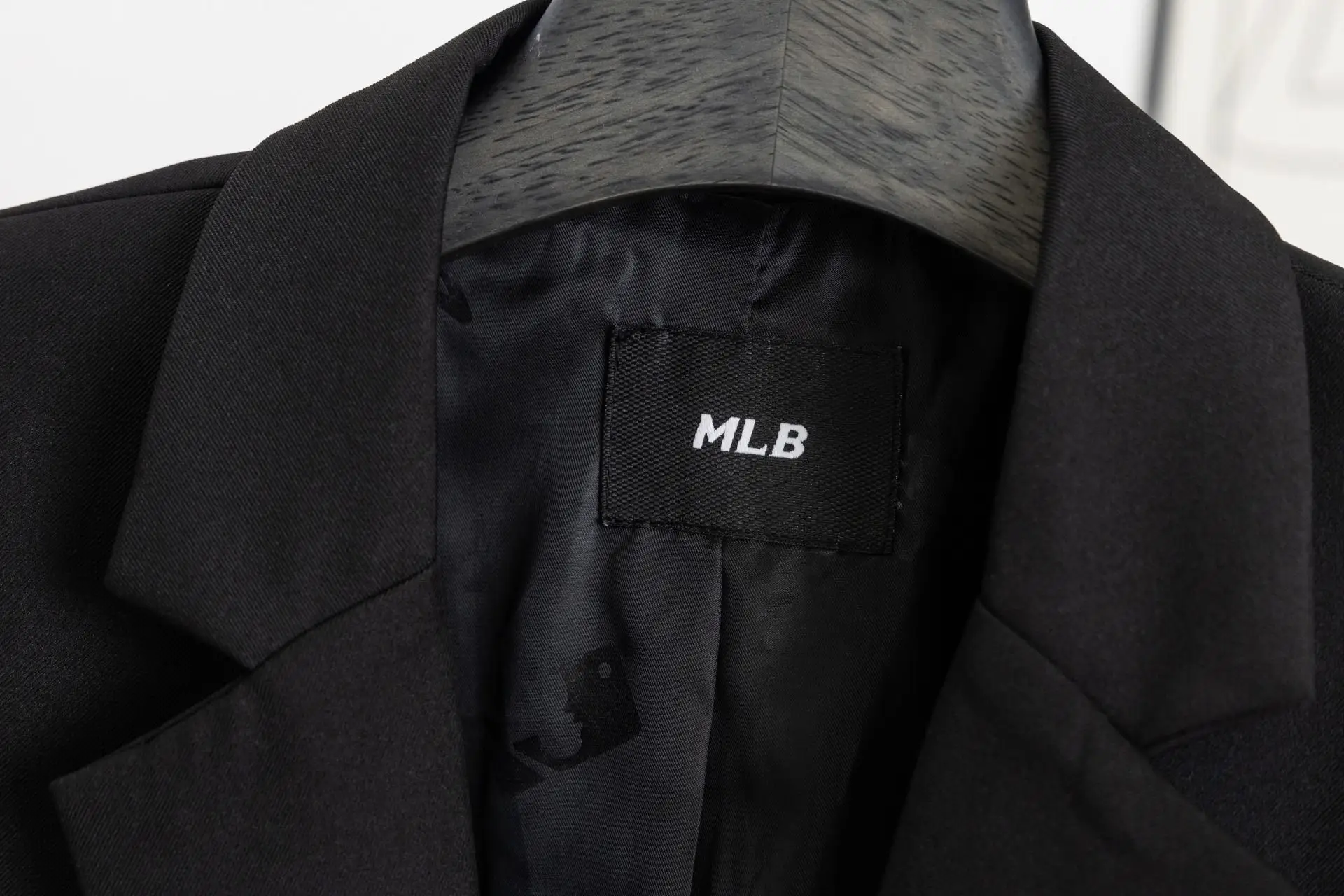 MLB NY Yankees Logo Embroidered Blazer D21021701 — view 14