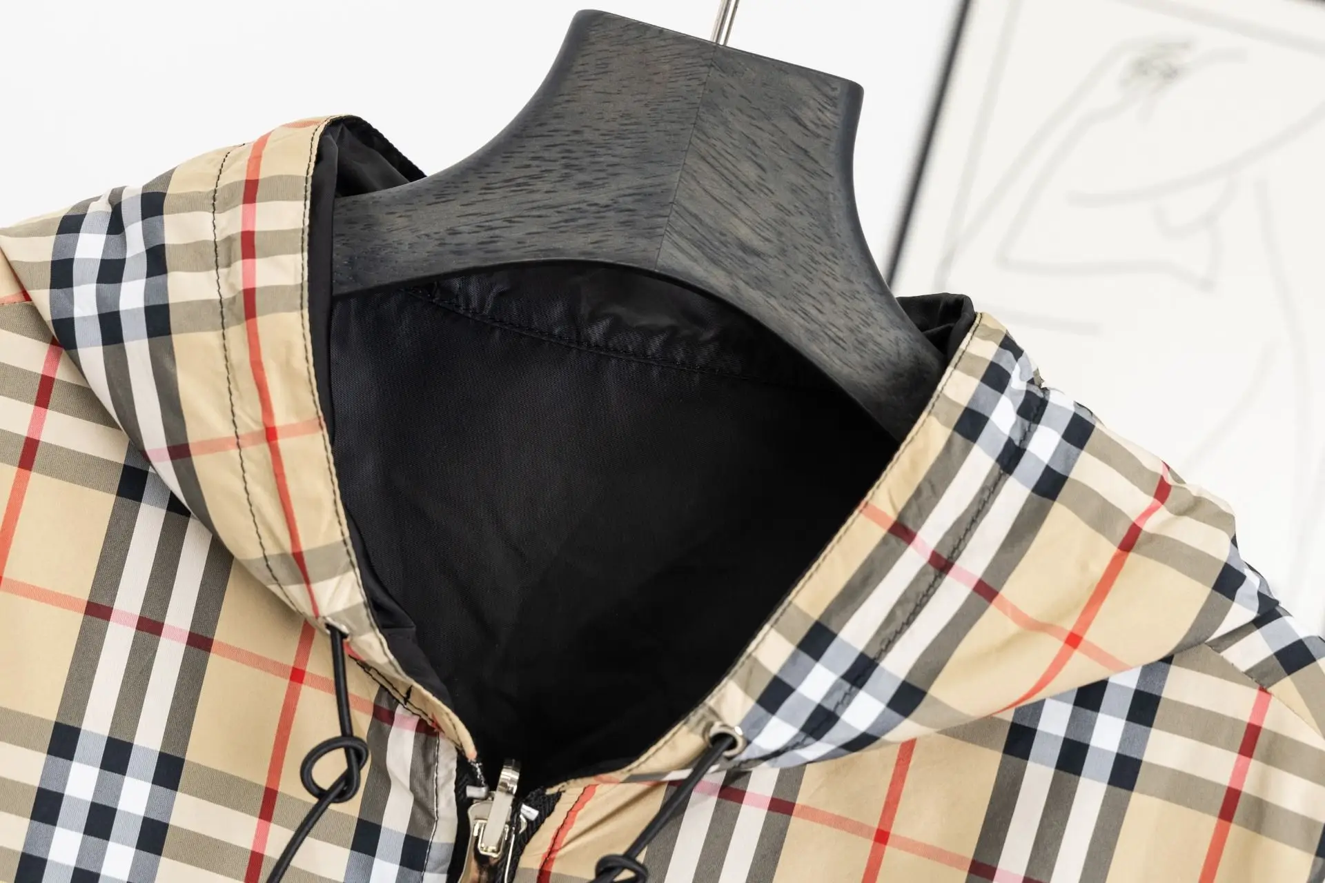 Reversible Check Hooded Jacket D23521677 — view 4