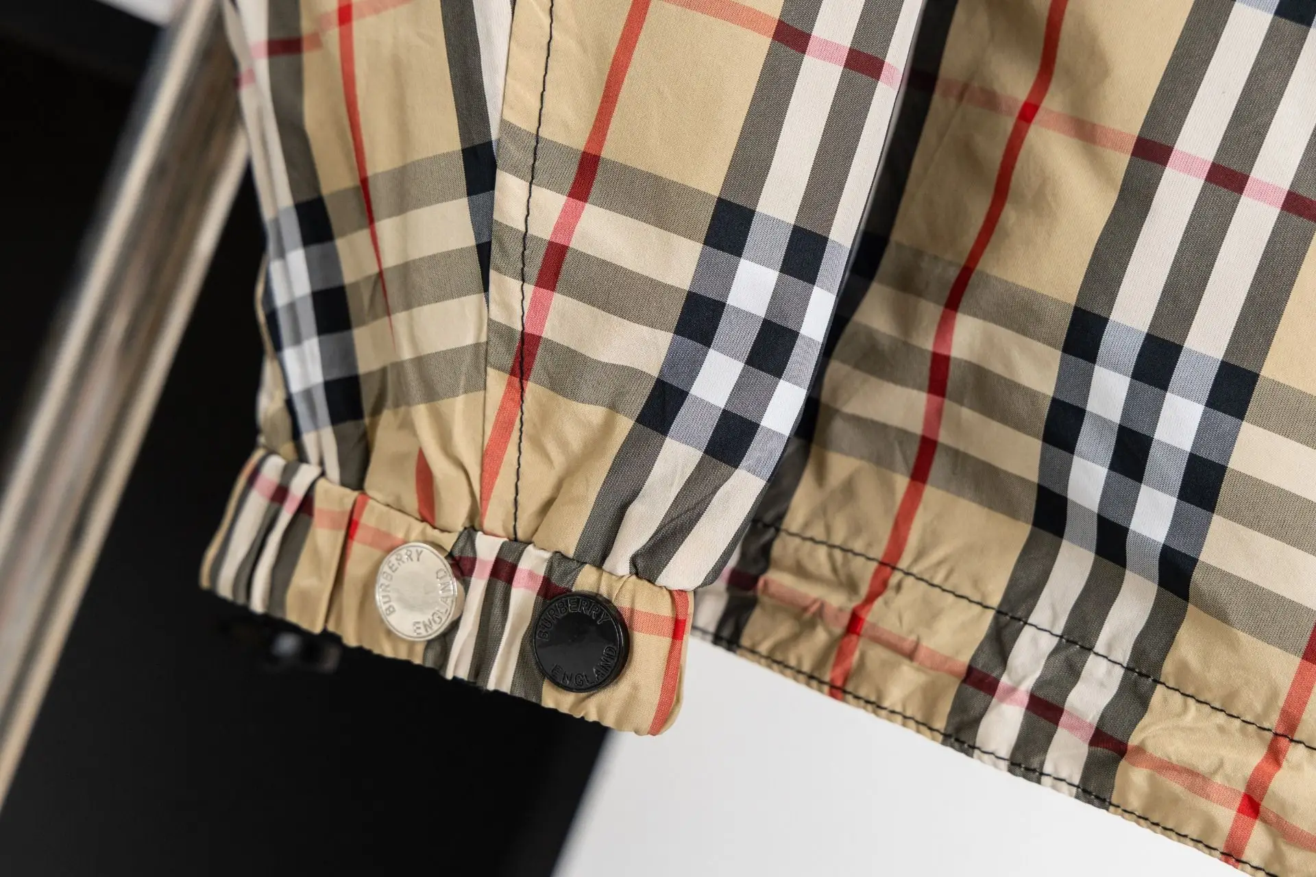 Reversible Check Hooded Jacket D23521677 — view 8