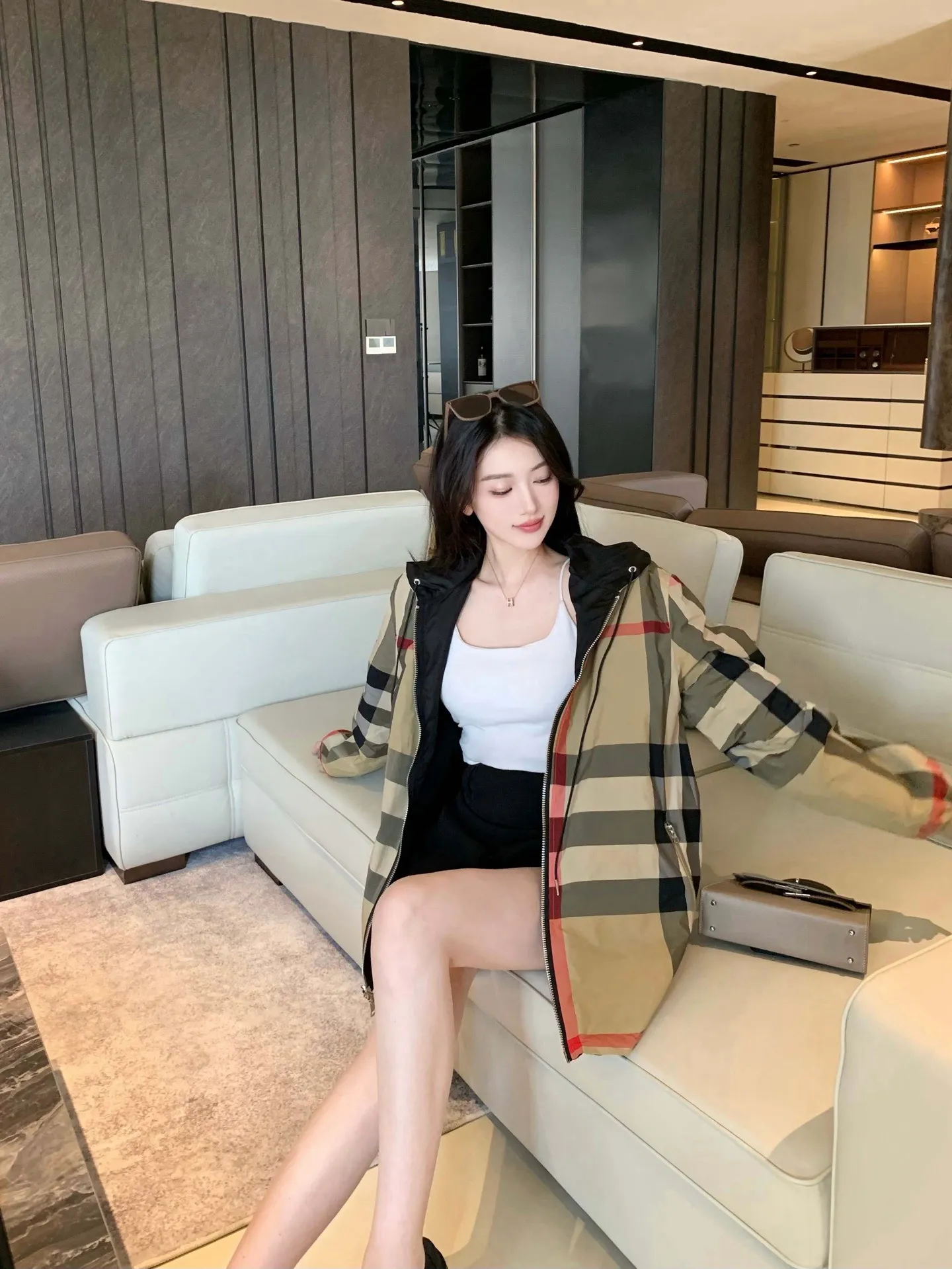 Reversible Check Hooded Jacket D23521679 — view 7