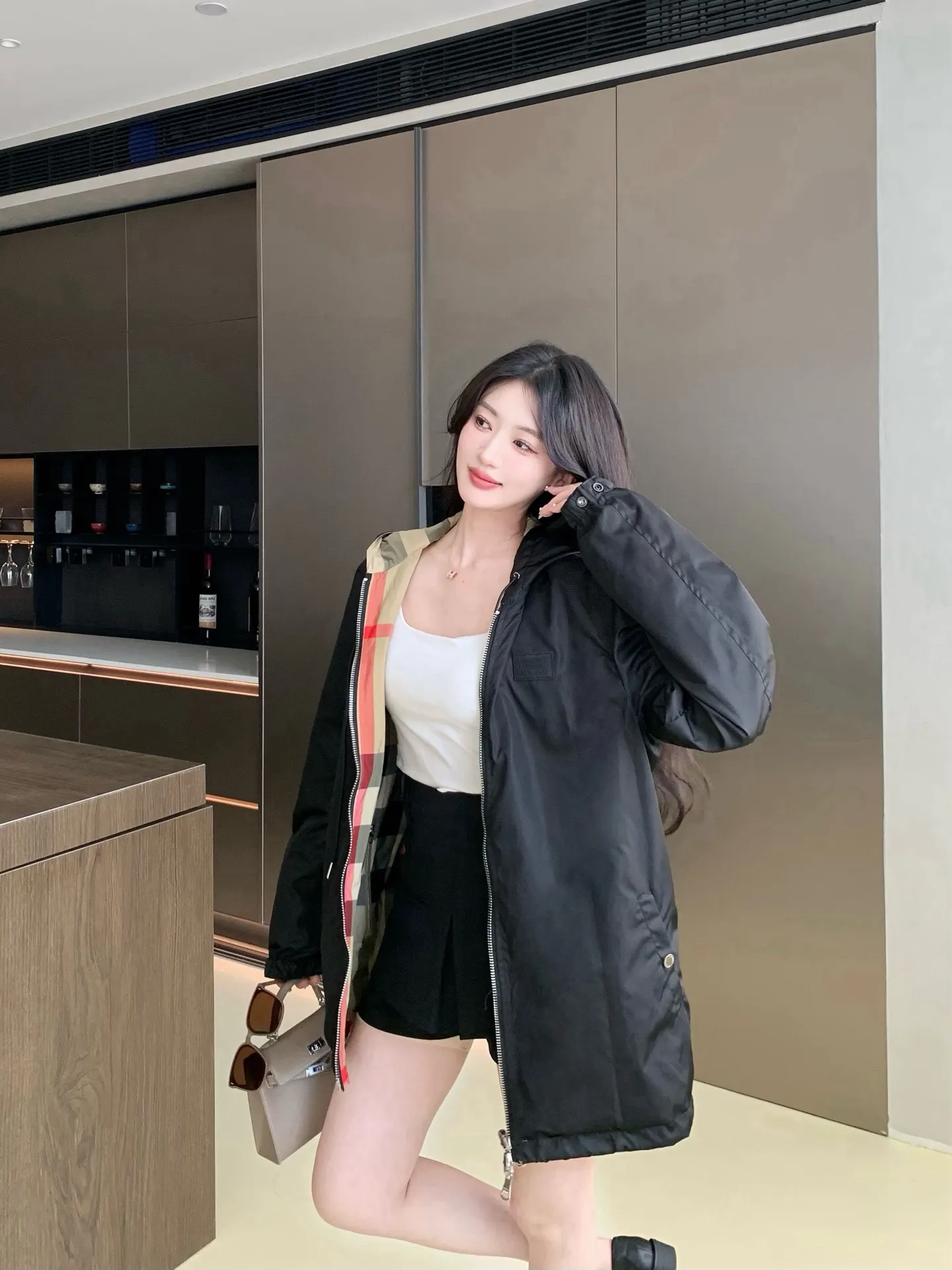 Reversible Check Hooded Jacket D23521679 — view 11