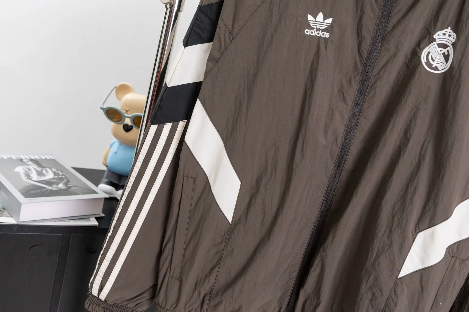 Adidas Real Madrid Color-Block Track Jacket D21020232 — view 6