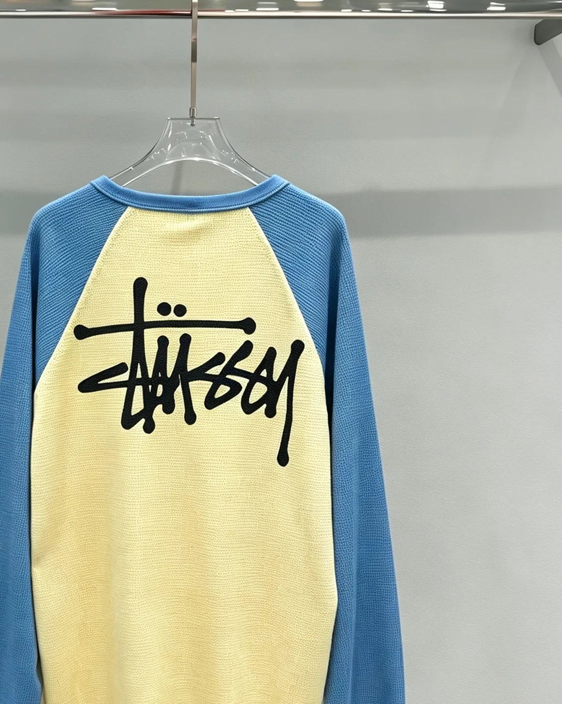 Stüssy Waffle-Knit Raglan Long-Sleeve T-Shirt D18018986 — view 4