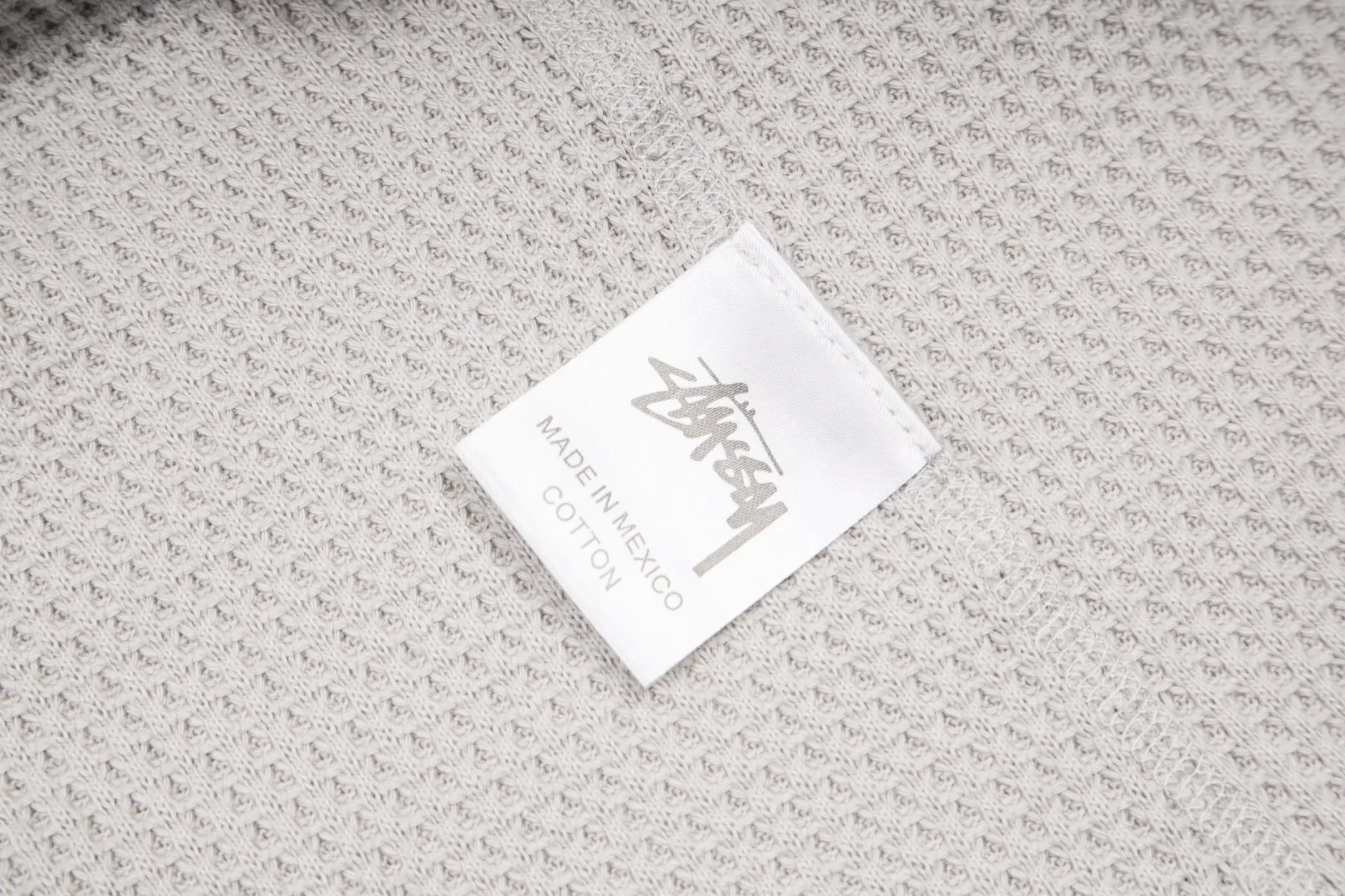 Logo-Embroidered Raglan Waffle-Knit T-Shirt D19518984 — view 10