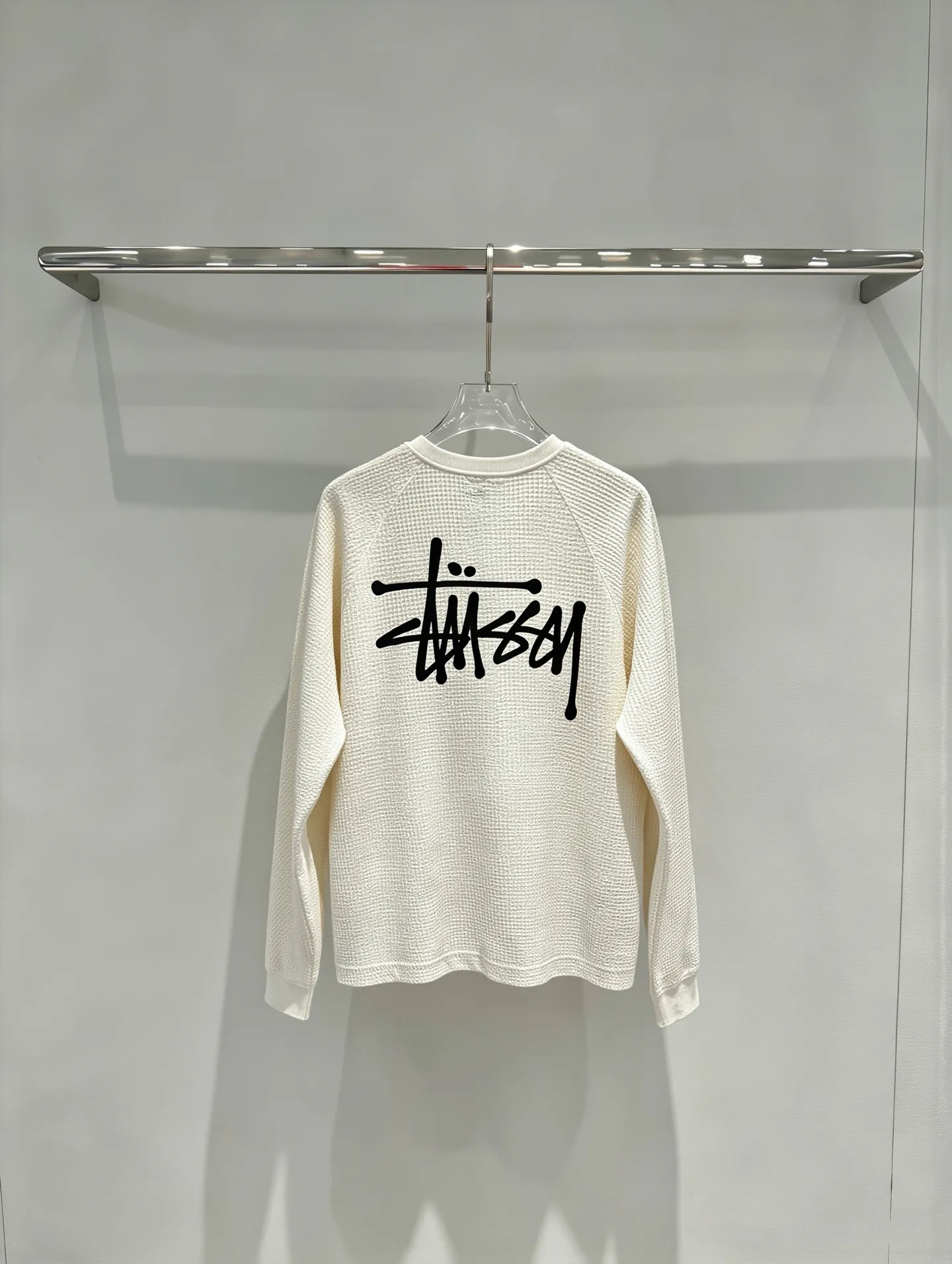 Logo-Embroidered Raglan Waffle-Knit Sweatshirt D19518982 — view 2