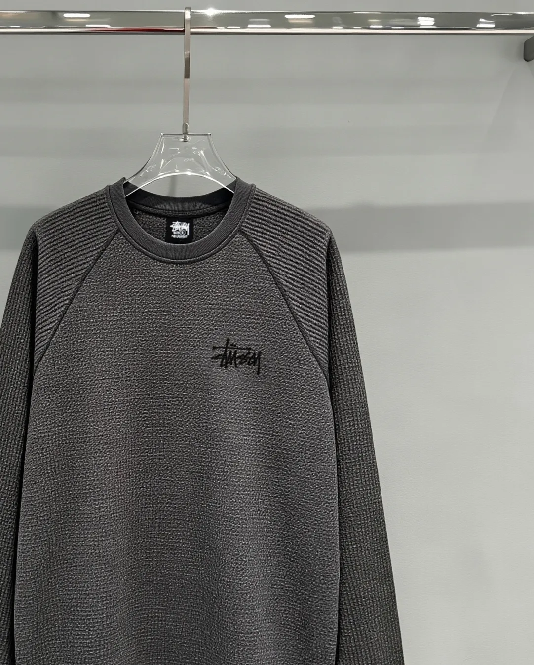 Logo-Embroidered Raglan Waffle-Knit Sweatshirt D19518983 — view 4