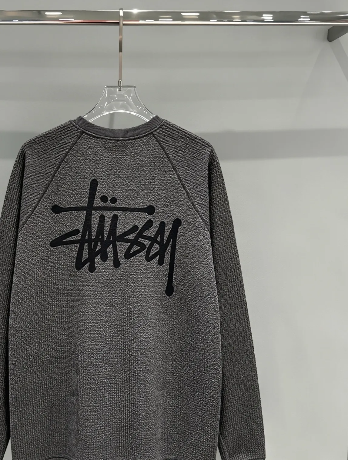 Logo-Embroidered Raglan Waffle-Knit Sweatshirt D19518983 — view 5