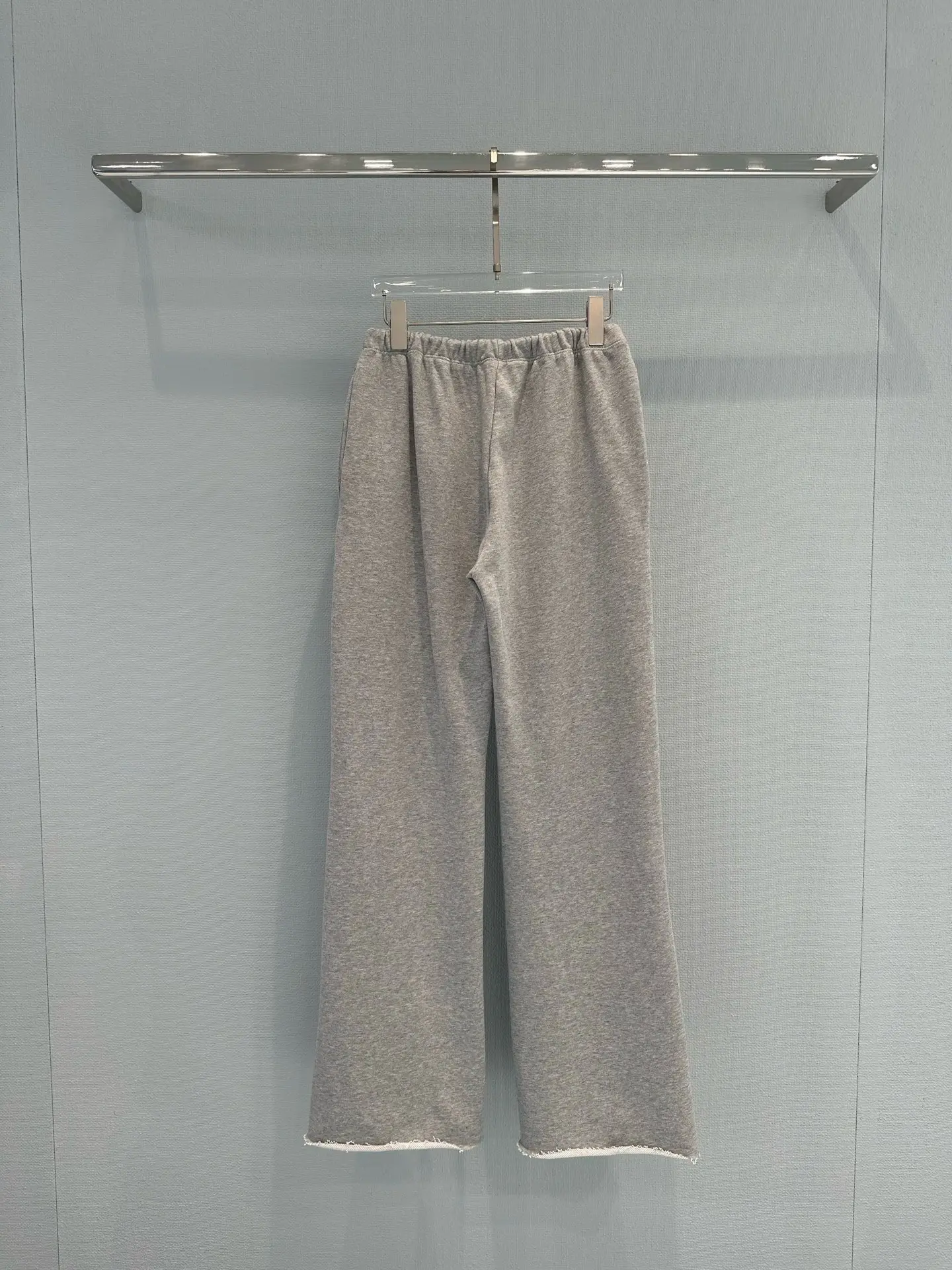 Embroidered Cotton-Blend Wide-Leg Sweatpants D22018992 — view 2