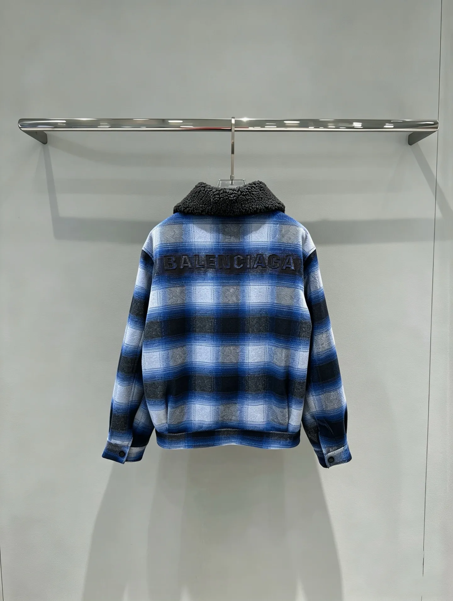 Fleece-Trimmed Checked Wool Jacket D45518990 — view 2
