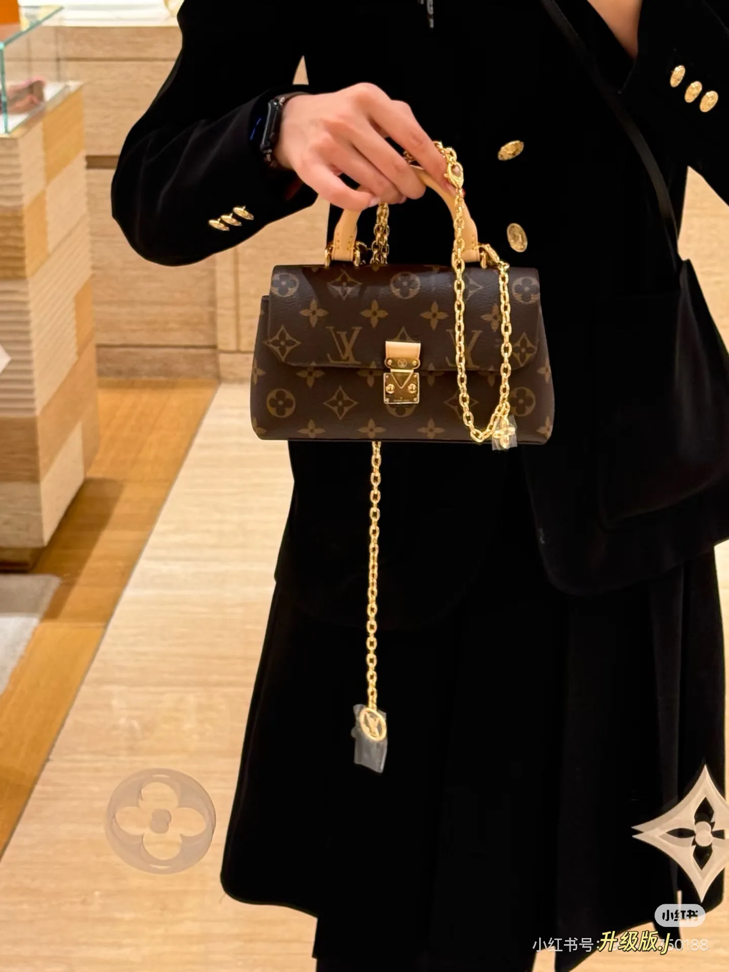 Mini Madeleine Monogram Crossbody Bag D32018320 — view 5