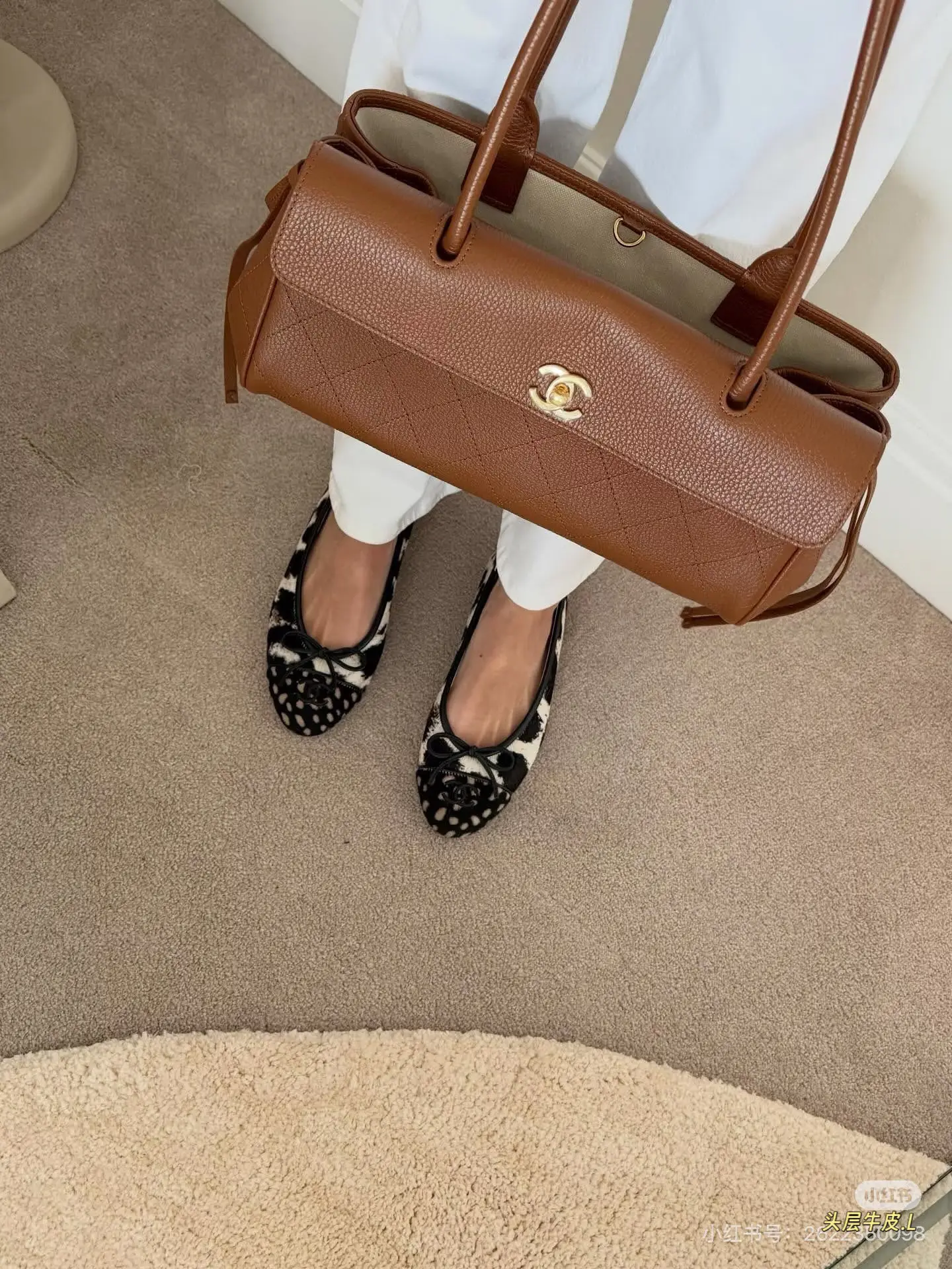Chanel 26S Quilted Leather Shoulder Bag D41017833