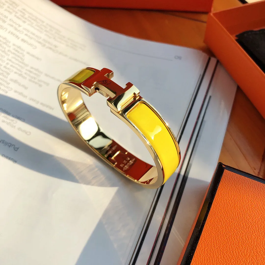 Clic H Enamel Bangle Bracelet D16017051 — view 5
