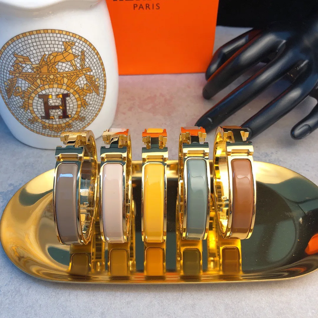 Clic H Enamel Bangle Bracelet D16017051 — view 6