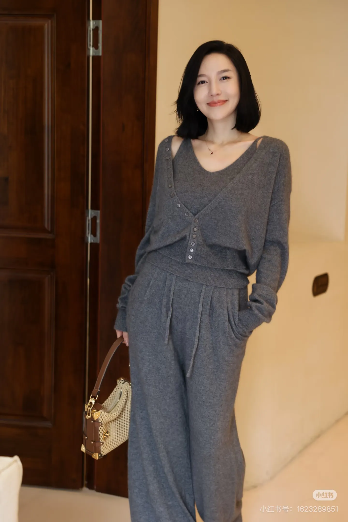 Trunkside Woven Mini Soft Trunk Bag D37518203 — view 4