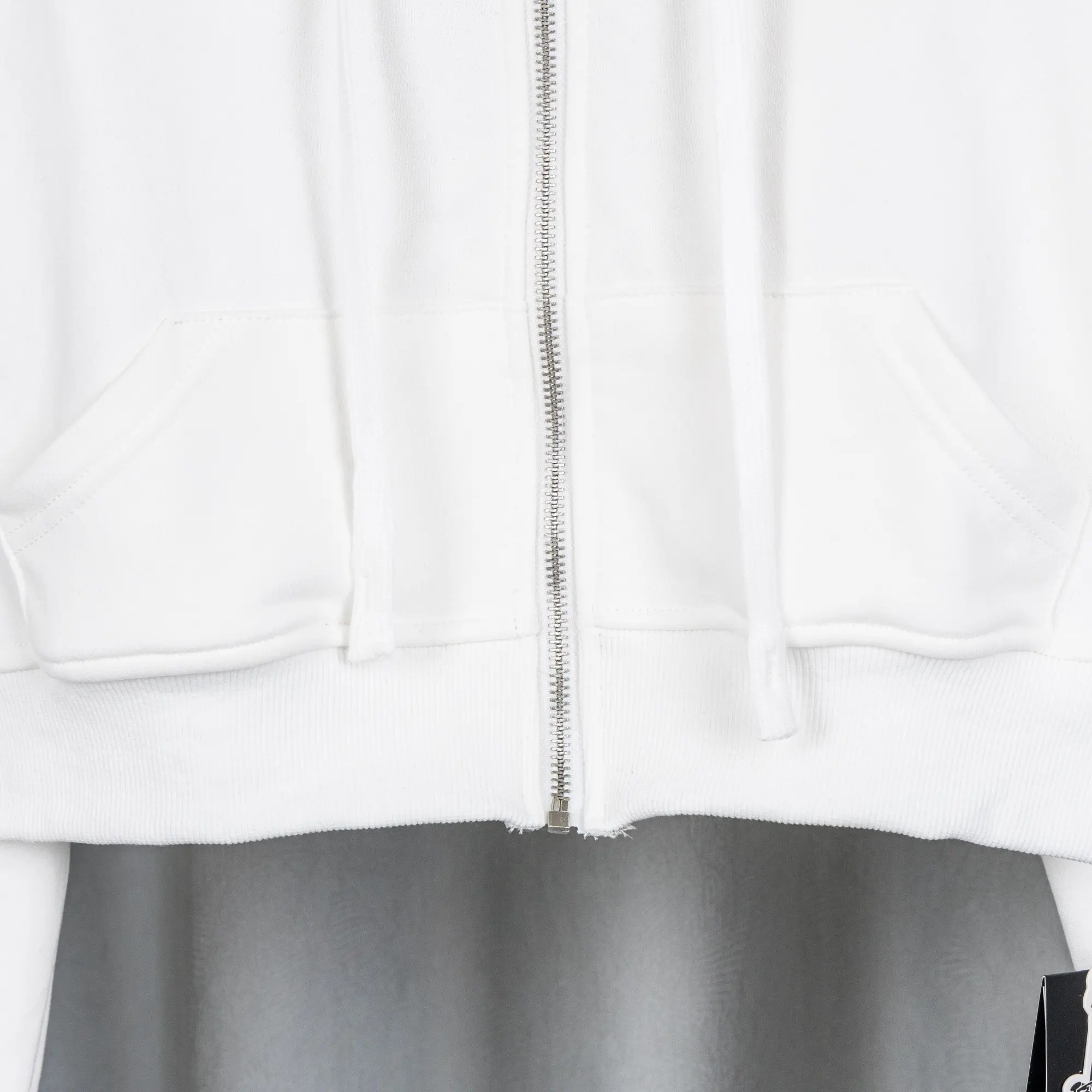 Embroidered Logo Zip-Up Hoodie D22519763 — view 11