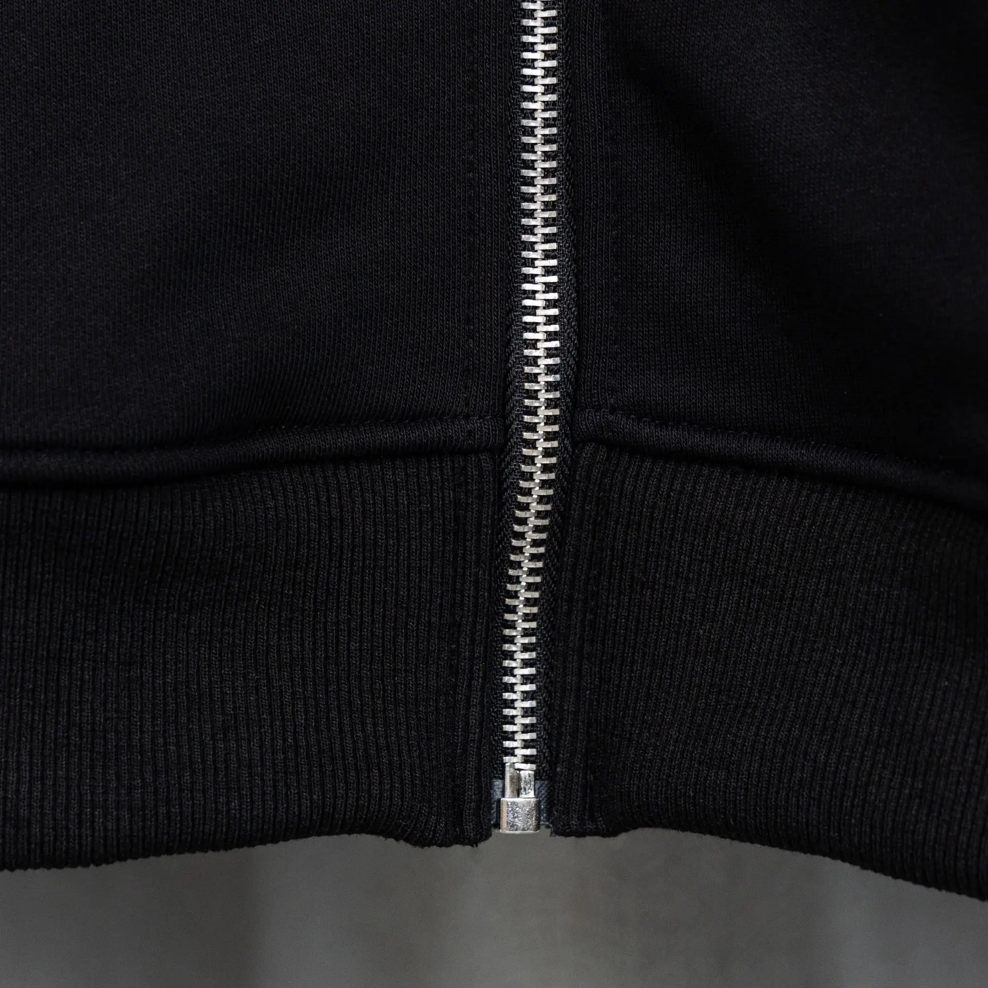Logo Embroidery Zip-Up Hoodie D22519758 — view 11