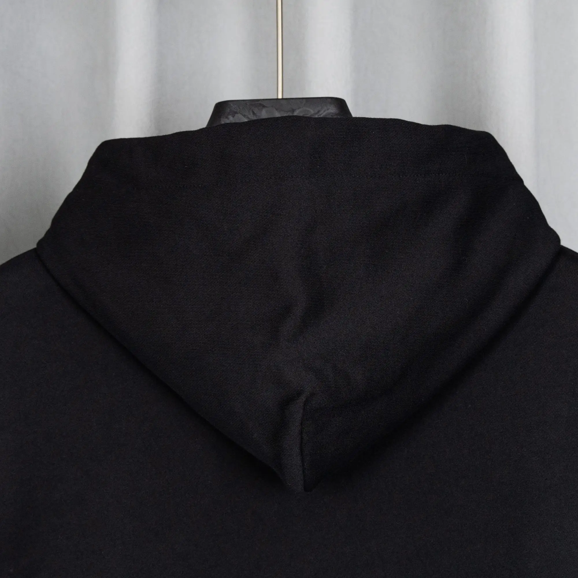 Logo Embroidery Zip-Up Hoodie D22519758 — view 13