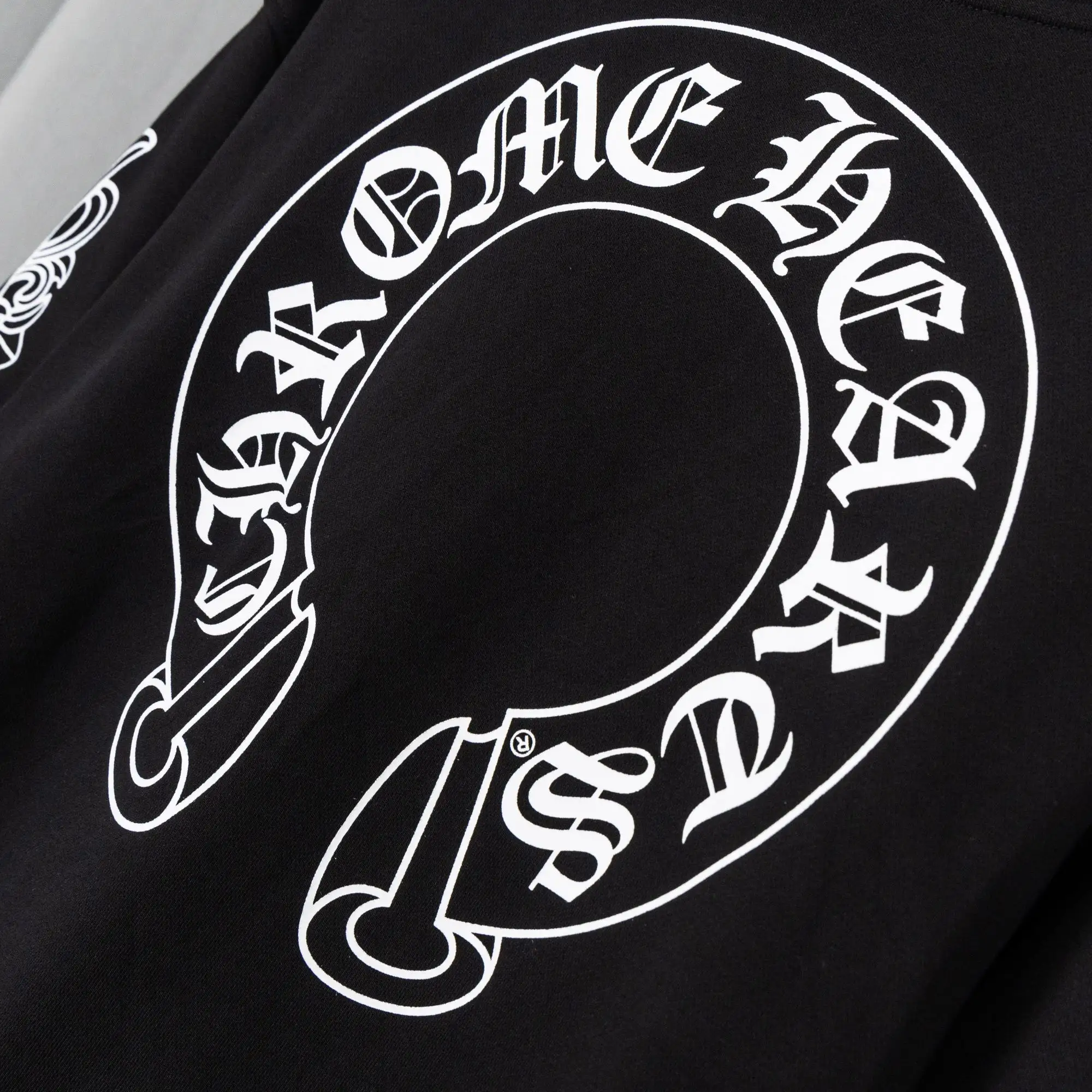 Embroidered Logo Zip-Up Hoodie D22519761 — view 4