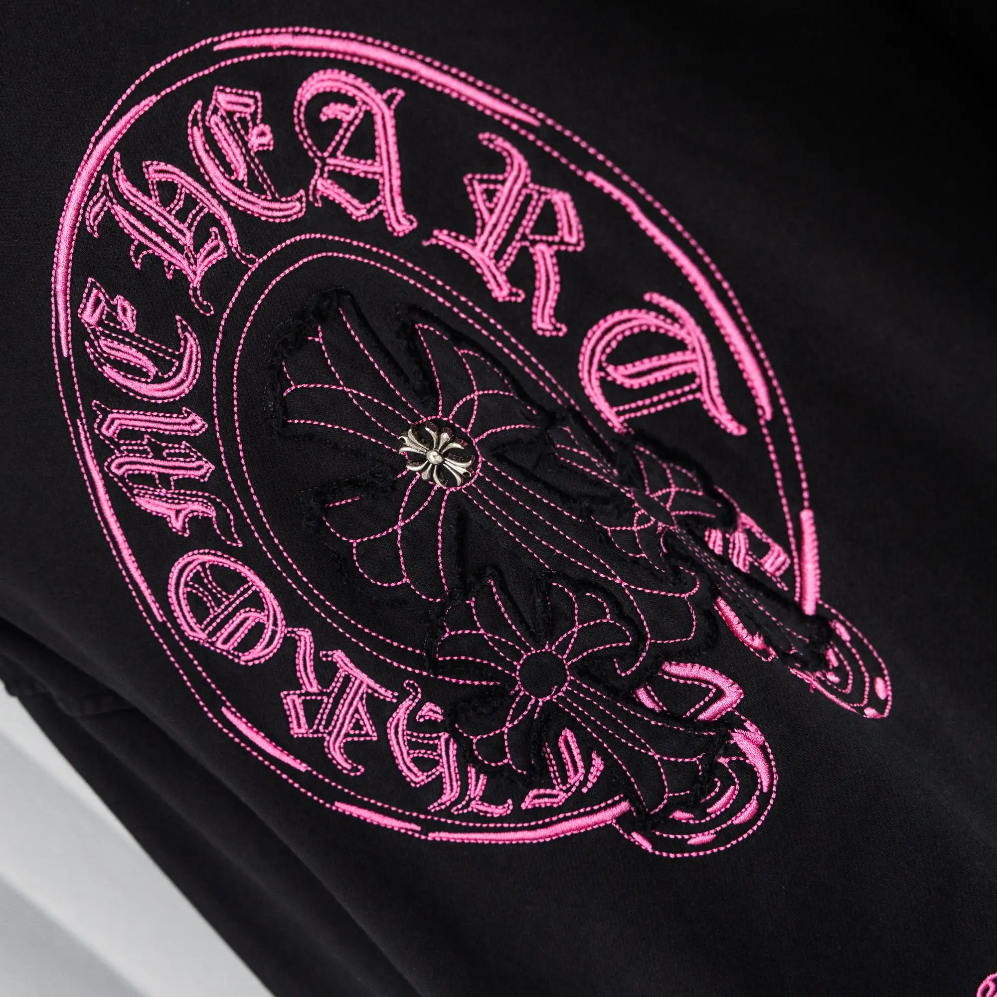 Logo Embroidery Zip-Up Hoodie D23519764 — view 4