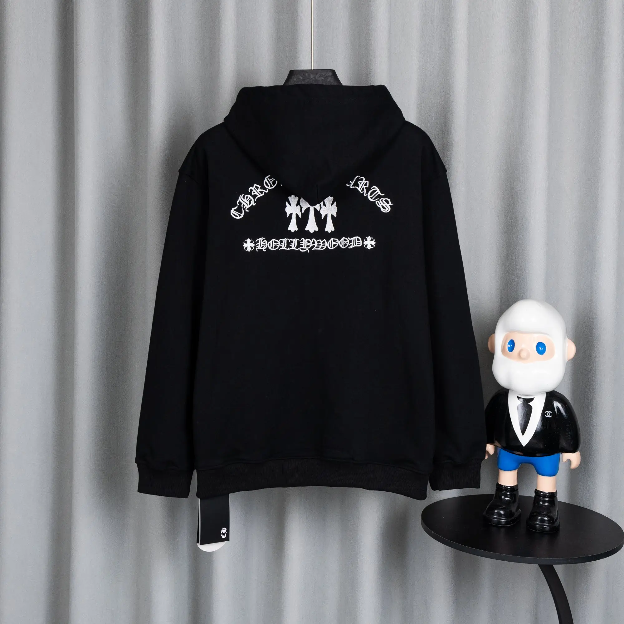 Embroidered Patch Zip-Up Hoodie D23519769 — view 2