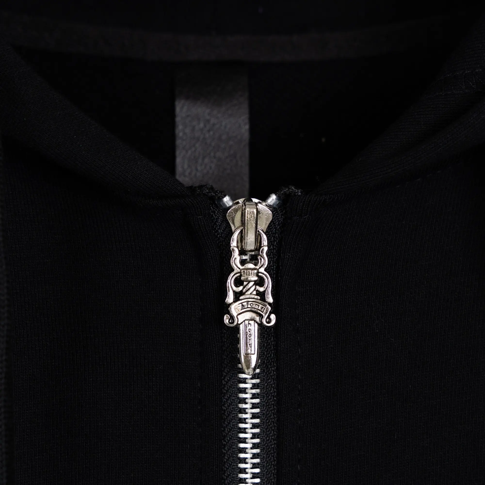 Embroidered Patch Zip-Up Hoodie D23519769 — view 11
