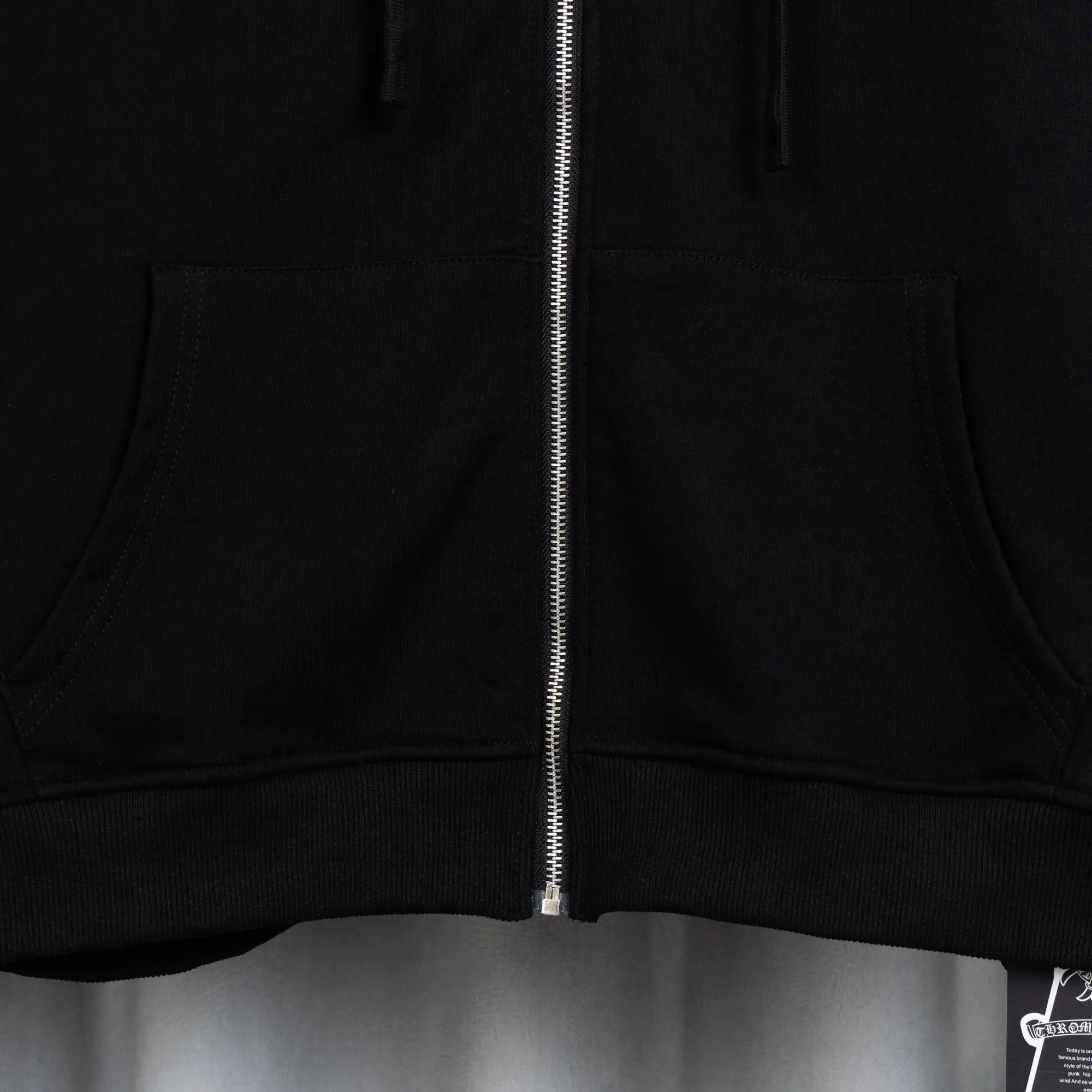 Embroidered Patch Zip-Up Hoodie D23519769 — view 14