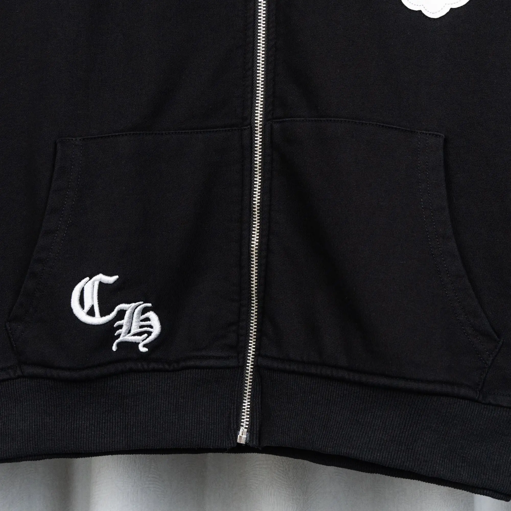 Appliquéd Embroidered Zip-Up Hoodie D23519759 — view 12