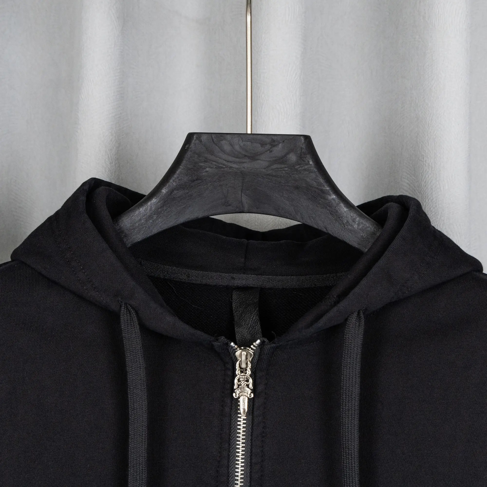 Logo-Appliqué Zip-Up Hoodie D23519760 — view 8
