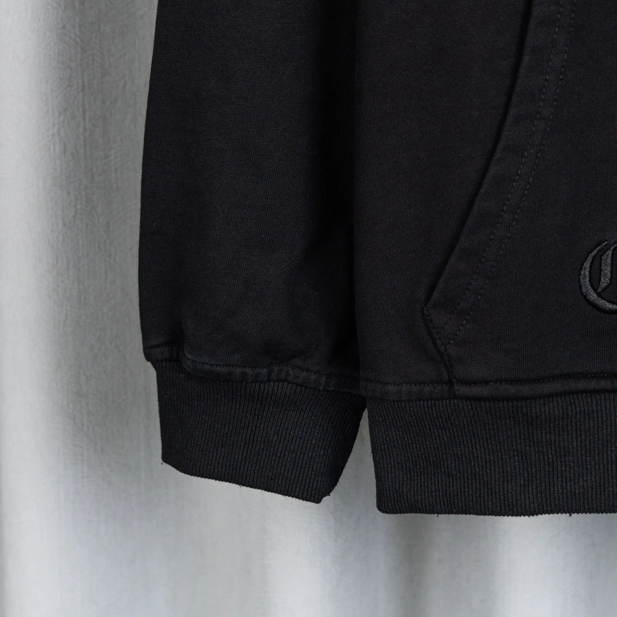 Logo-Appliqué Zip-Up Hoodie D23519760 — view 10