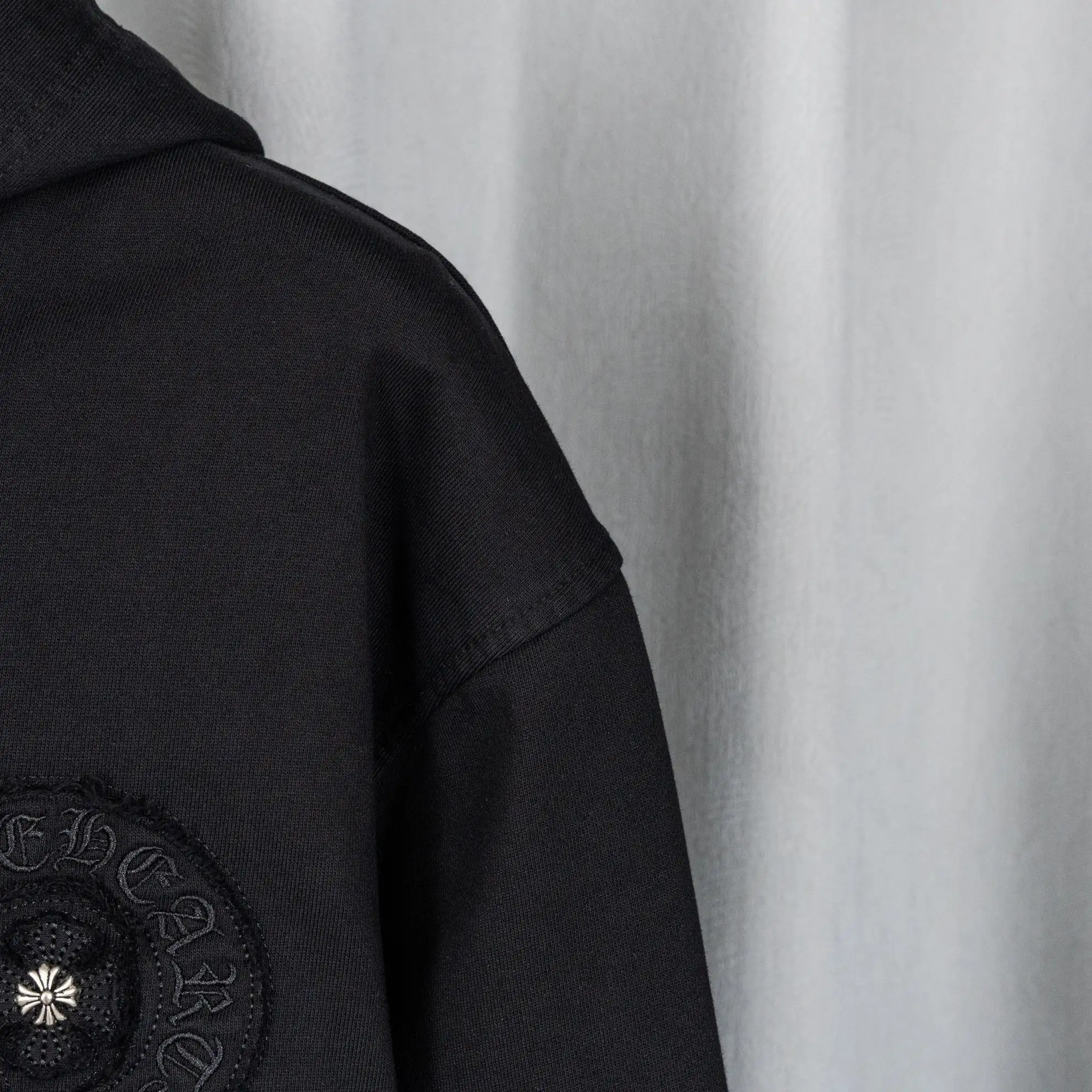 Logo-Appliqué Zip-Up Hoodie D23519760 — view 11