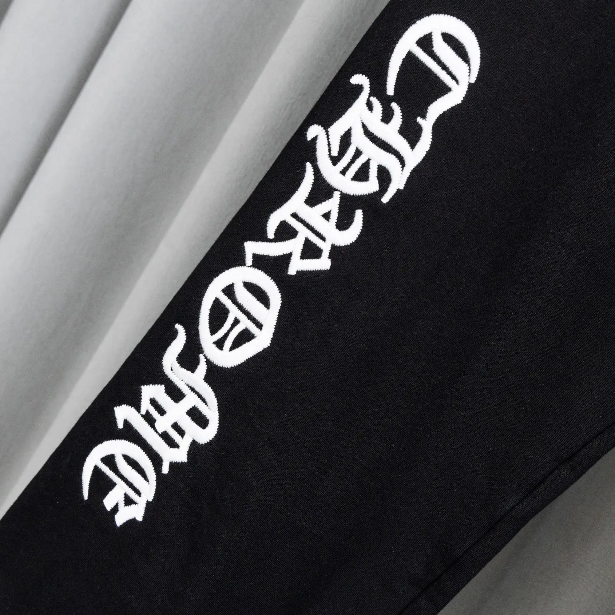 Logo-Print Cotton-Blend Sweatpants D19019756 — view 8
