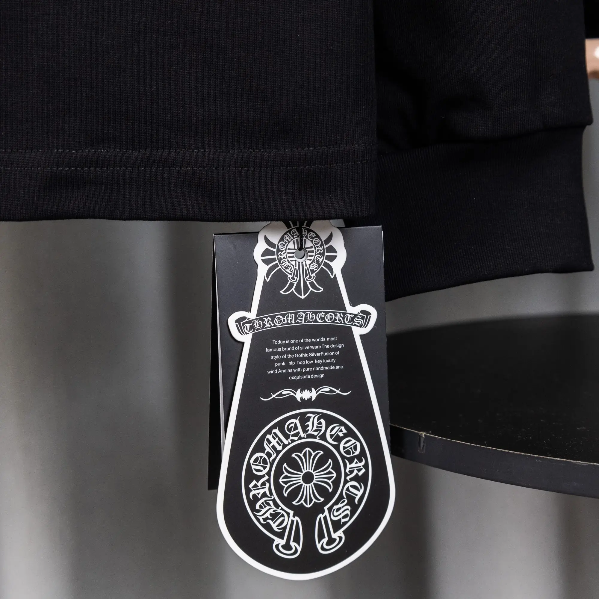 Logo-Print Cotton Long-Sleeve T-Shirt D16019738 — view 5