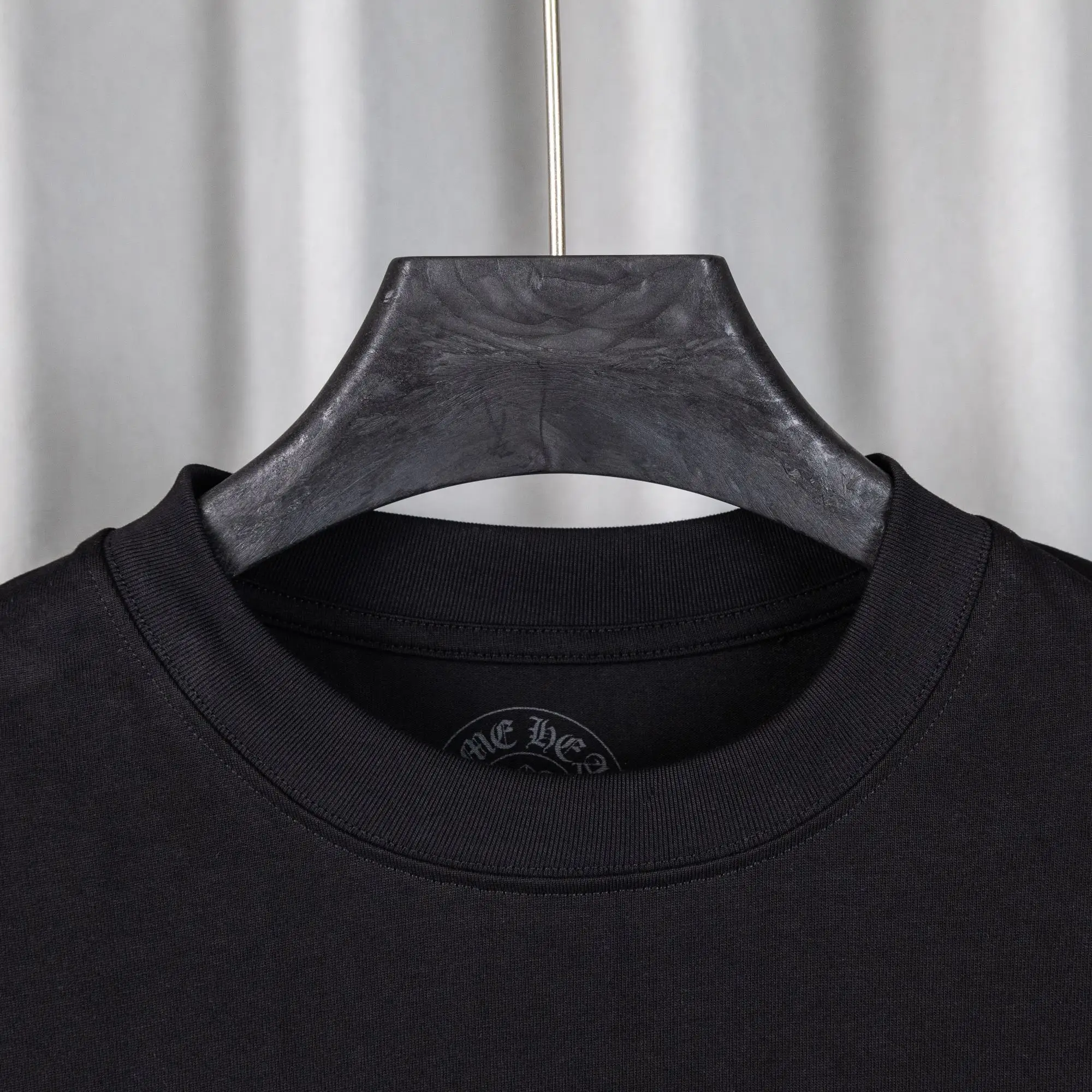 Logo-Print Cotton Long-Sleeve T-Shirt D16019738 — view 16
